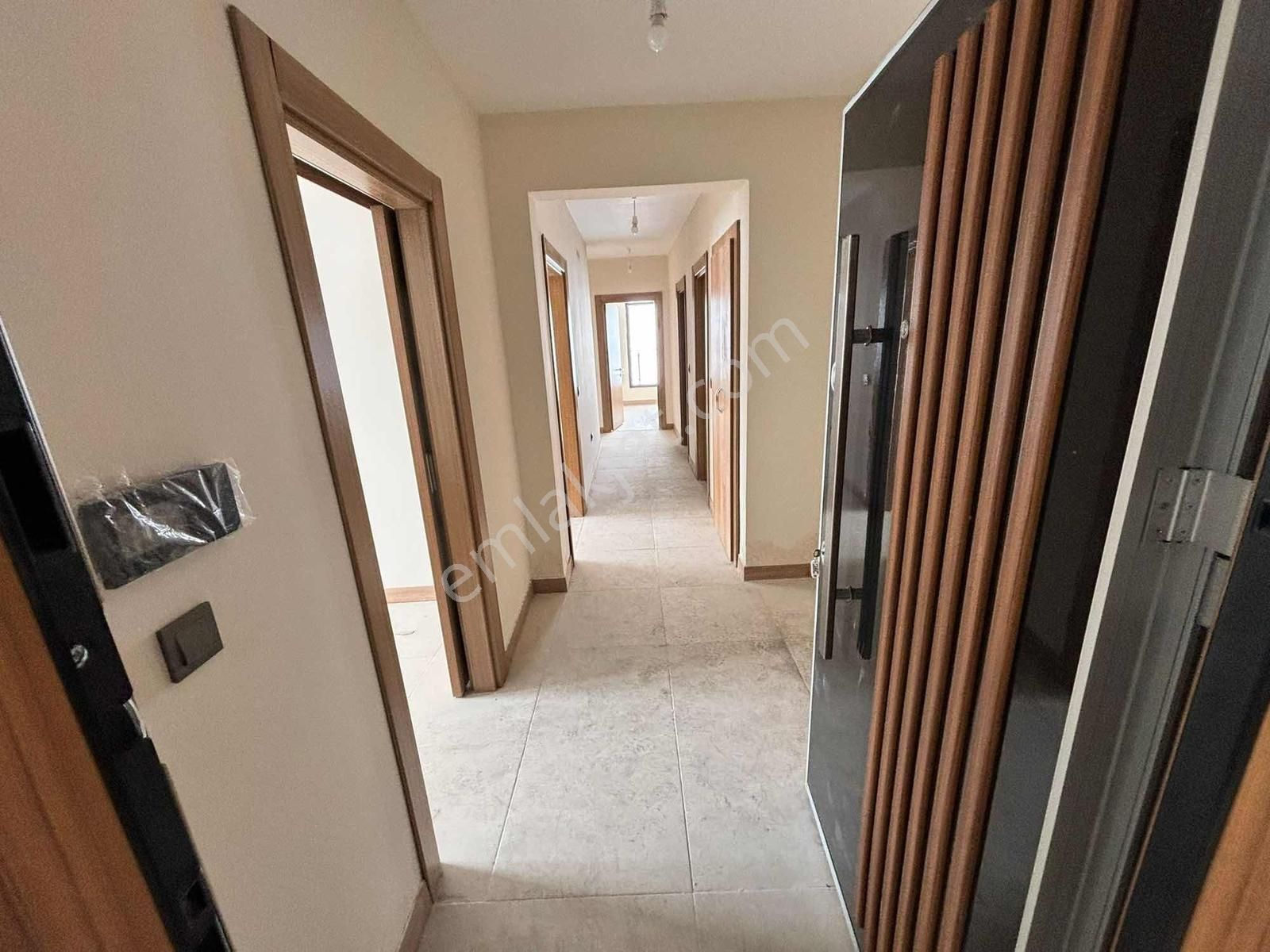 Remax Dem'den Buğdaylı Toki Konutlarında Kiralık 2+1 Daire - Görsel 2