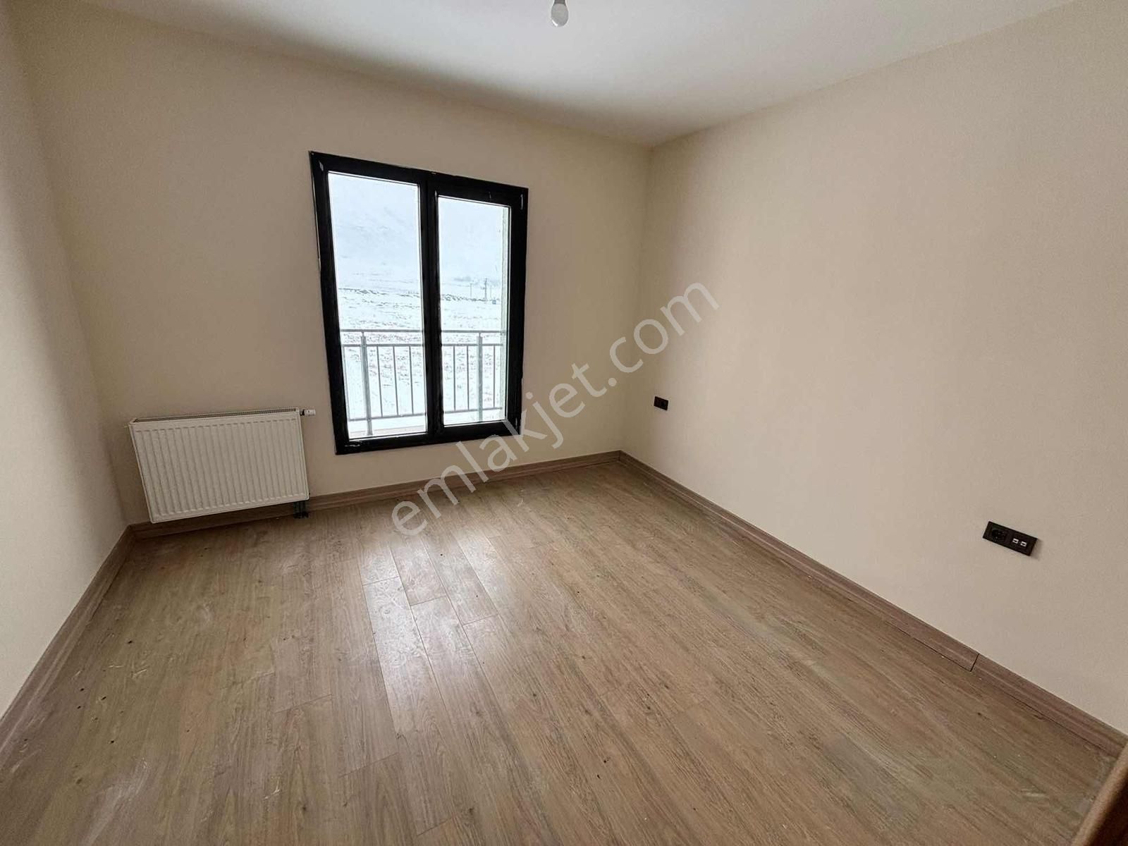 Remax Dem'den Buğdaylı Toki Konutlarında Kiralık 2+1 Daire - Görsel 14
