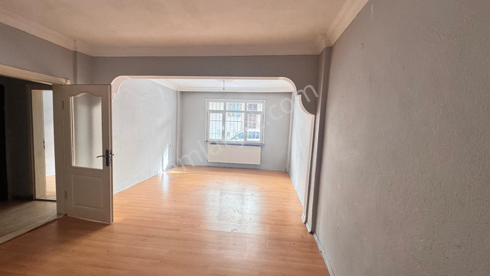 Üç Kardeşler'den İsmetpaşa Mh 2+1 110m2 Balkonlu Yüksek Giriş