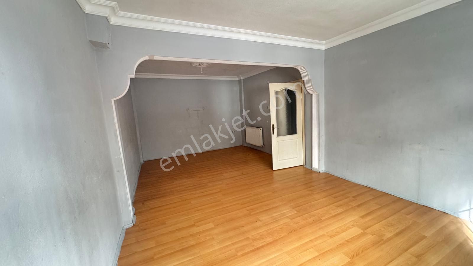 Üç Kardeşler'den İsmetpaşa Mh 2+1 110m2 Balkonlu Yüksek Giriş - Görsel 3