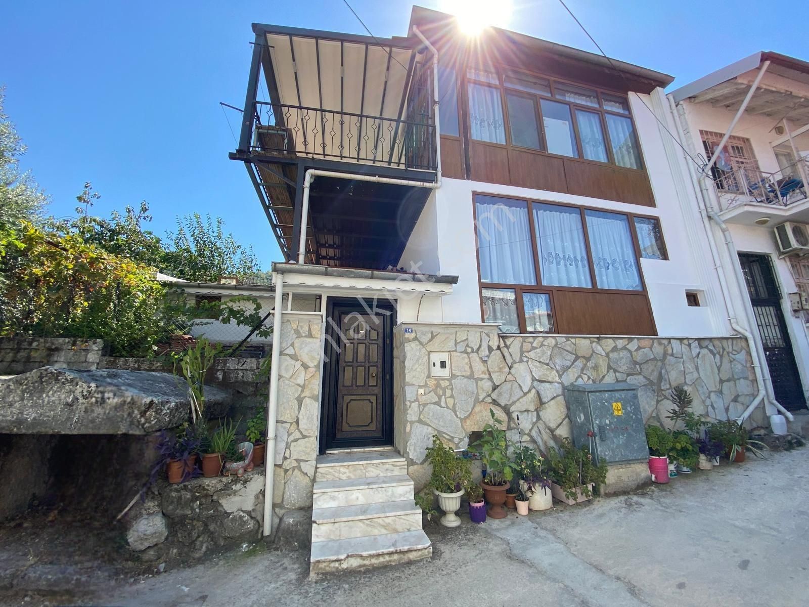 Fethiye Kesikkapı Merkezde Eşyalı 2+1 Müstakil Dubleks