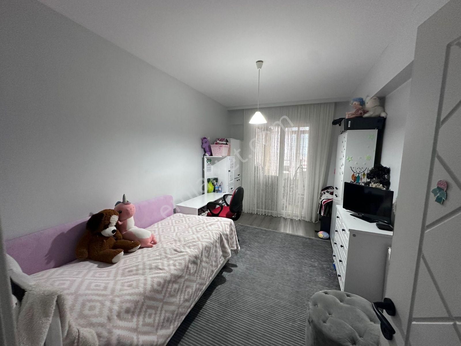 Edirne Fatih Mah. Gazi Ortaokulu Yanında 2+1 Satılık Daire - Görsel 28