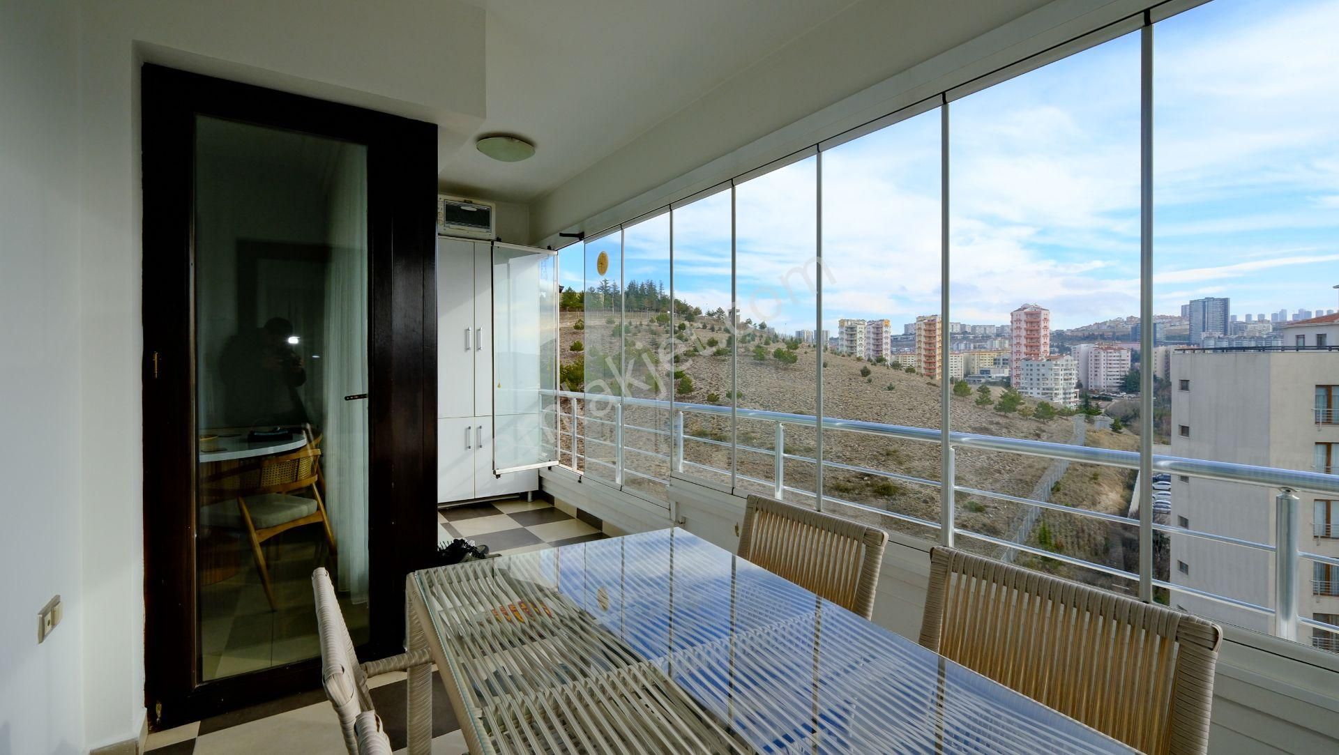 Ümitköy Sedef Sitesinde Bakımlı 6+1 Dubleks Satılık Daire - Görsel 15