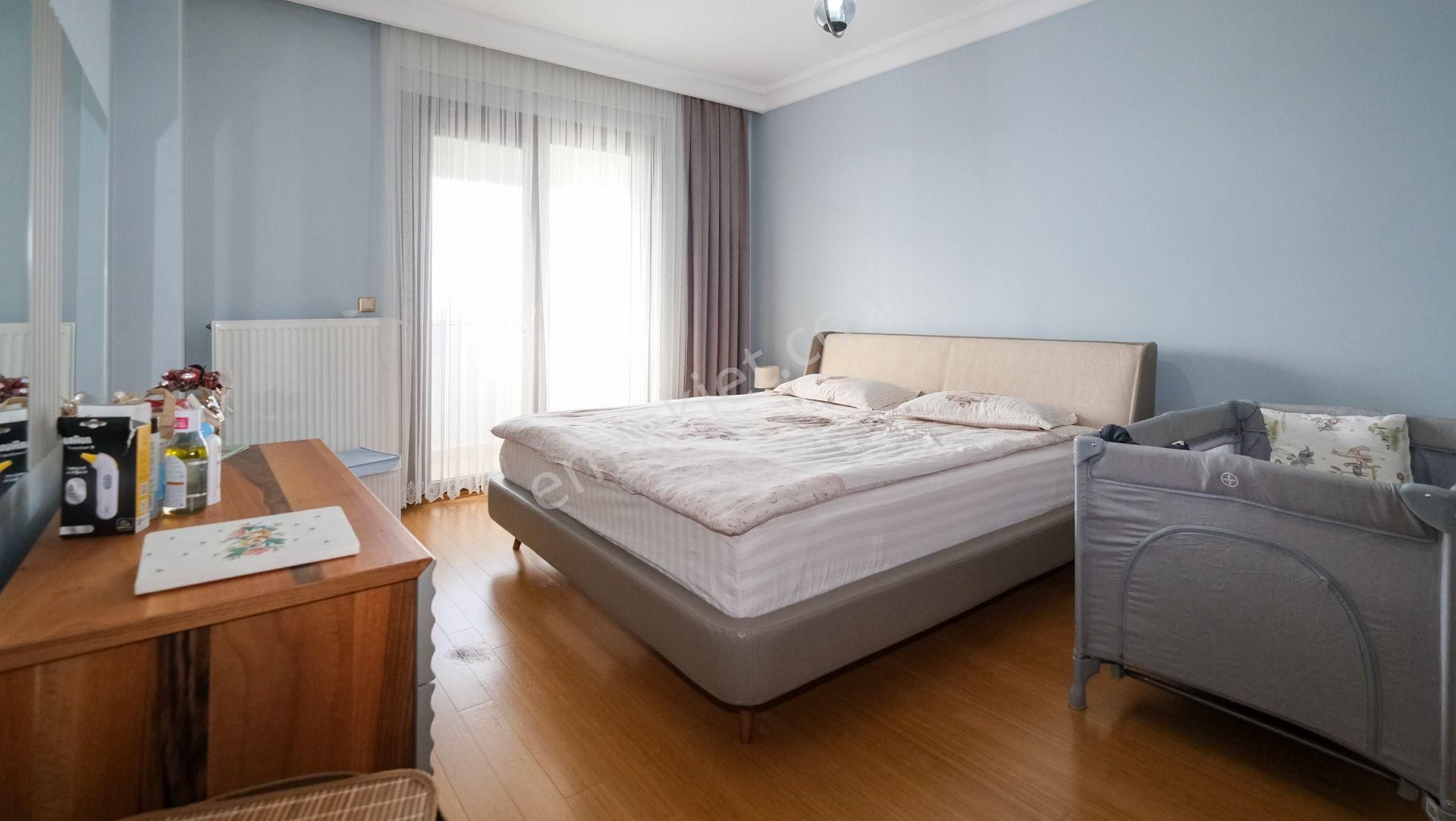 Ümitköy Sedef Sitesinde Bakımlı 6+1 Dubleks Satılık Daire - Görsel 19