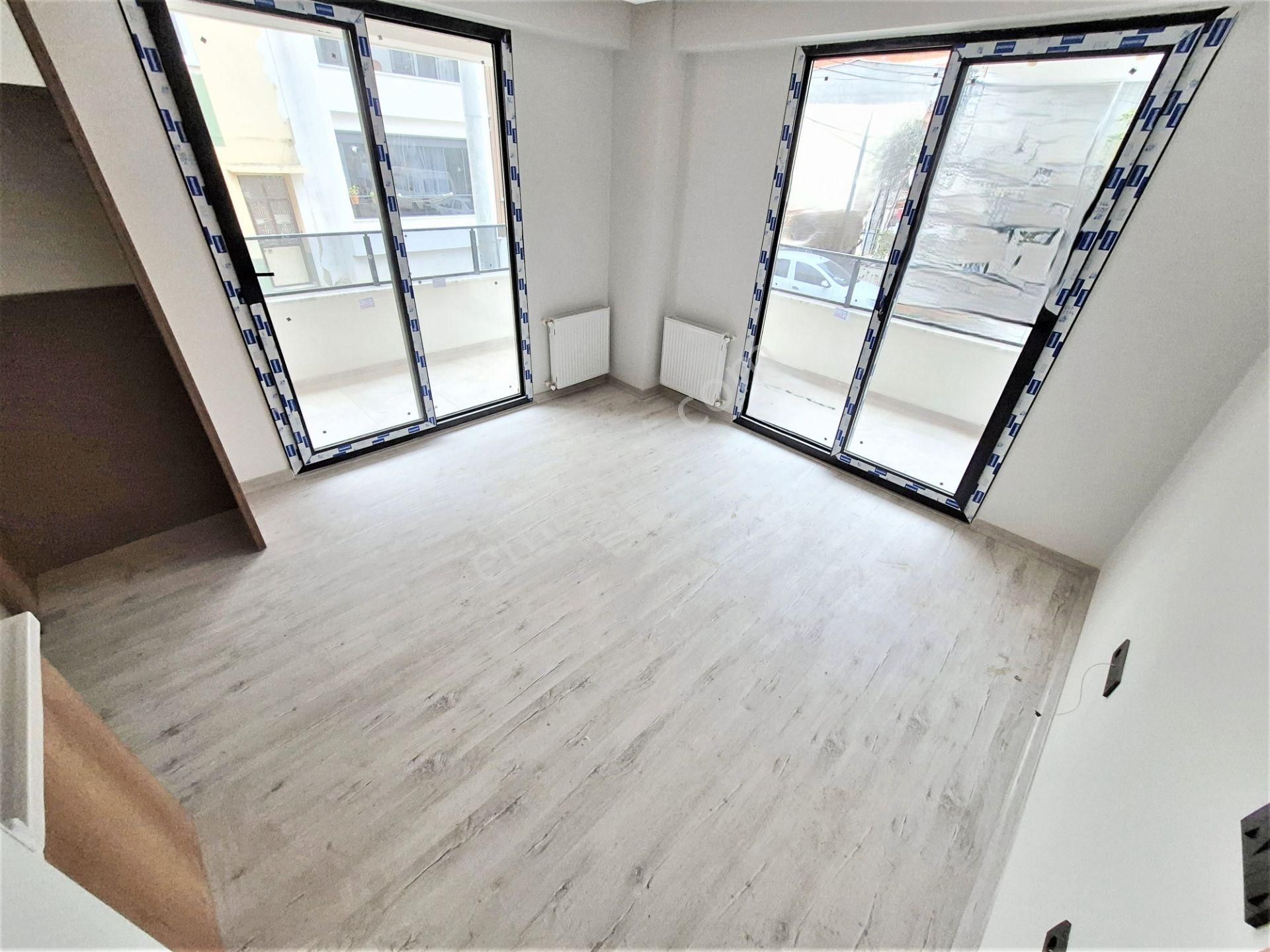 🌀gültaş Emlaktan Edremitte Satılık 1+1 Yatırımlık Fırsat Sıfır Açık Mutfak Geniş Balkonlu Daire - Görsel 23