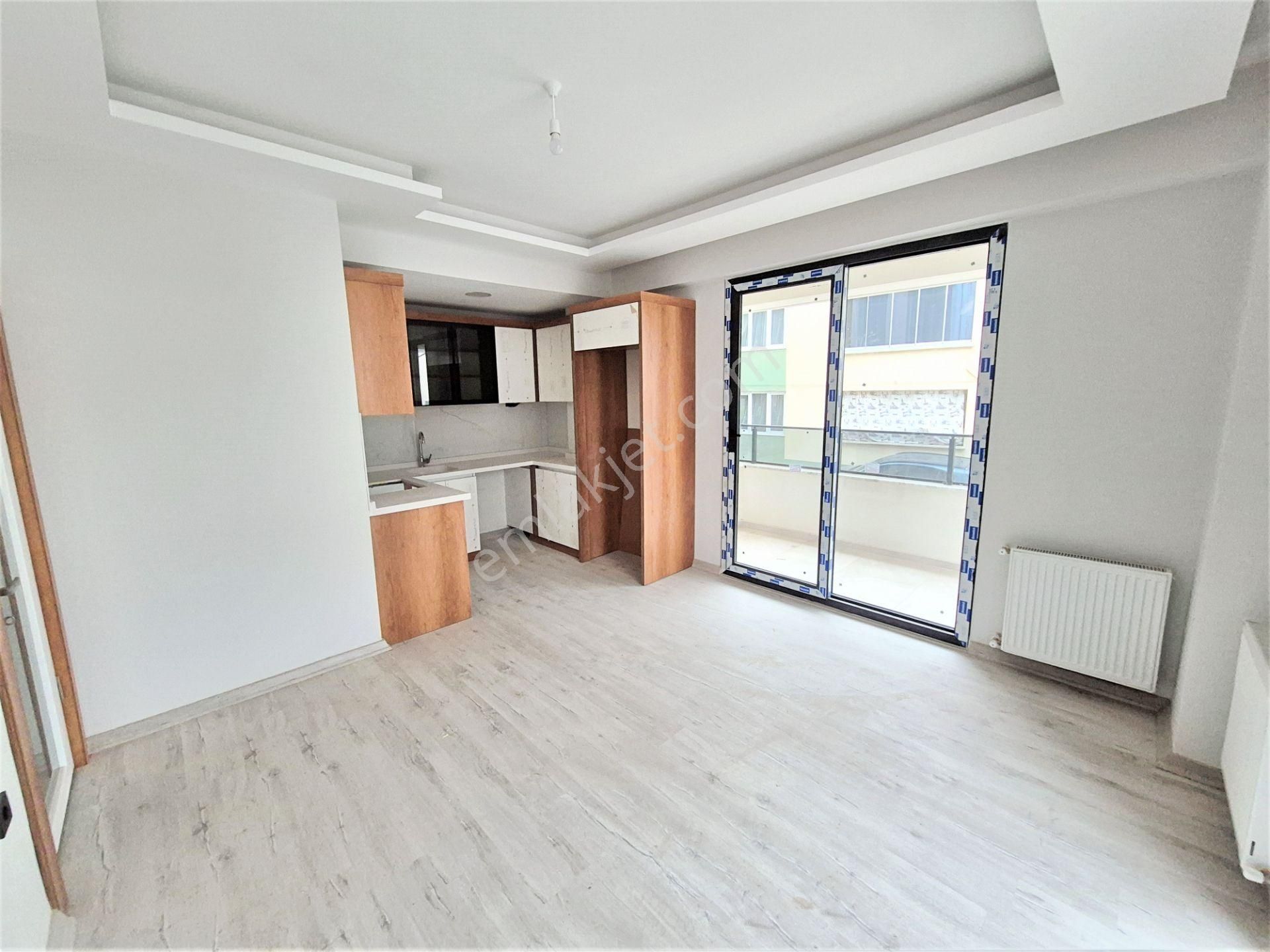 🌀gültaş Emlaktan Edremitte Satılık 1+1 Yatırımlık Fırsat Sıfır Açık Mutfak Geniş Balkonlu Daire - Görsel 11