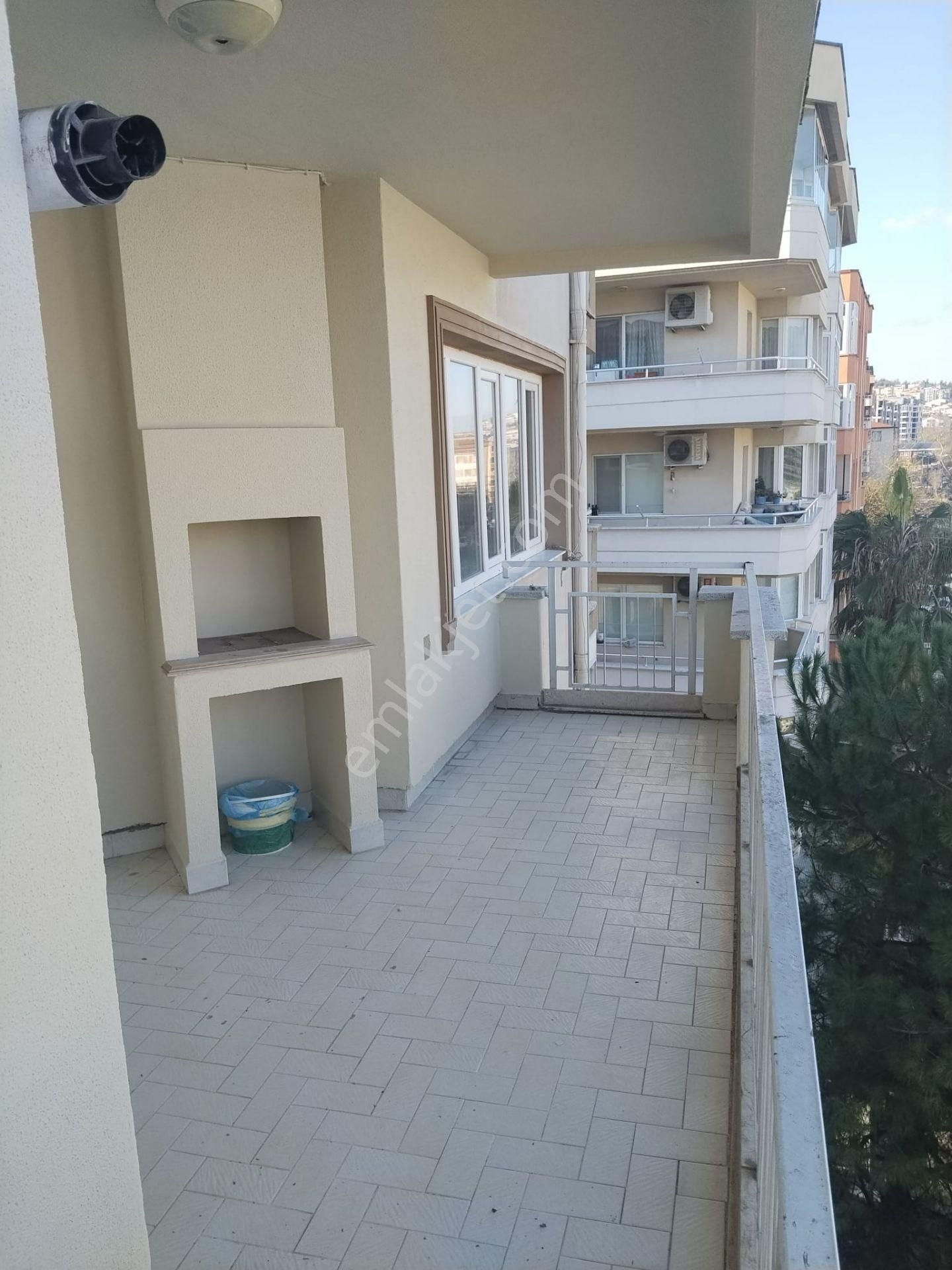 Rt Safir'den Konak Mah. Ferah 3+1 Kiralık Daaire - Görsel 15