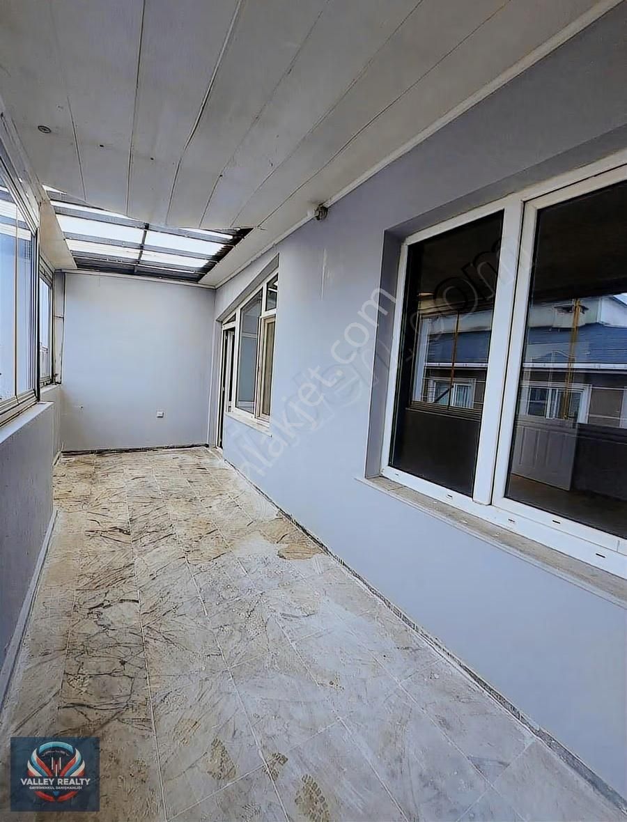 Valleyden Reşadiye Mah. Teraslı, Balkonlu 4+1 Satılık Dubleks!! - Görsel 20