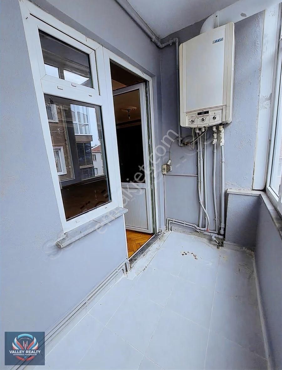 Valleyden Reşadiye Mah. Teraslı, Balkonlu 4+1 Satılık Dubleks!! - Görsel 10