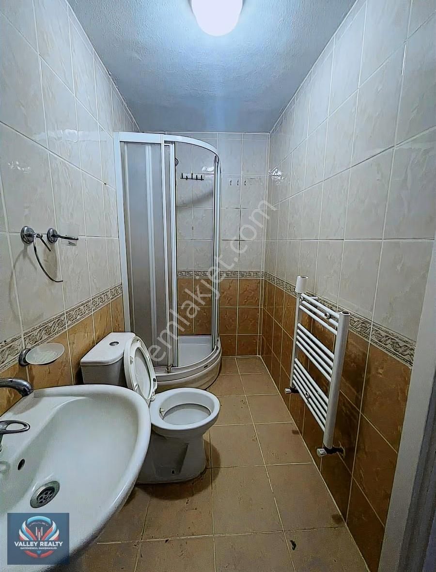 Valleyden Reşadiye Mah. Asansörlü, Balkonlu 3+1 Satılık Daire! - Görsel 7