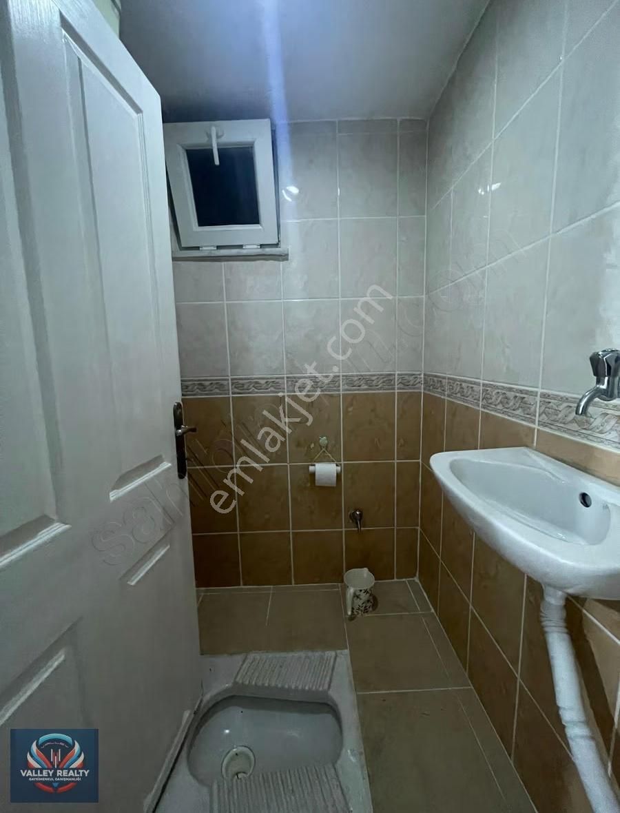 Valleyden Reşadiye Mah. Asansörlü, Balkonlu 3+1 Satılık Daire! - Görsel 20