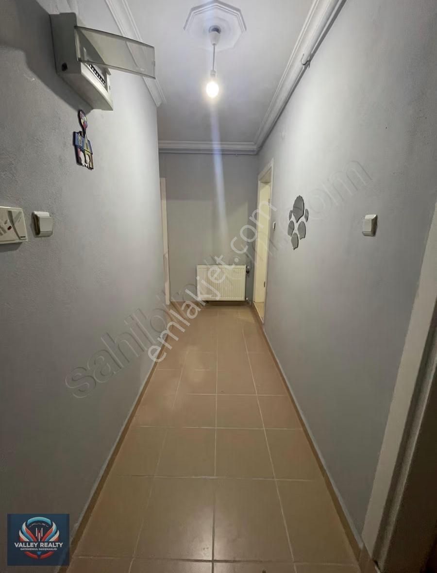 Valleyden Reşadiye Mah. Asansörlü, Balkonlu 3+1 Satılık Daire! - Görsel 13