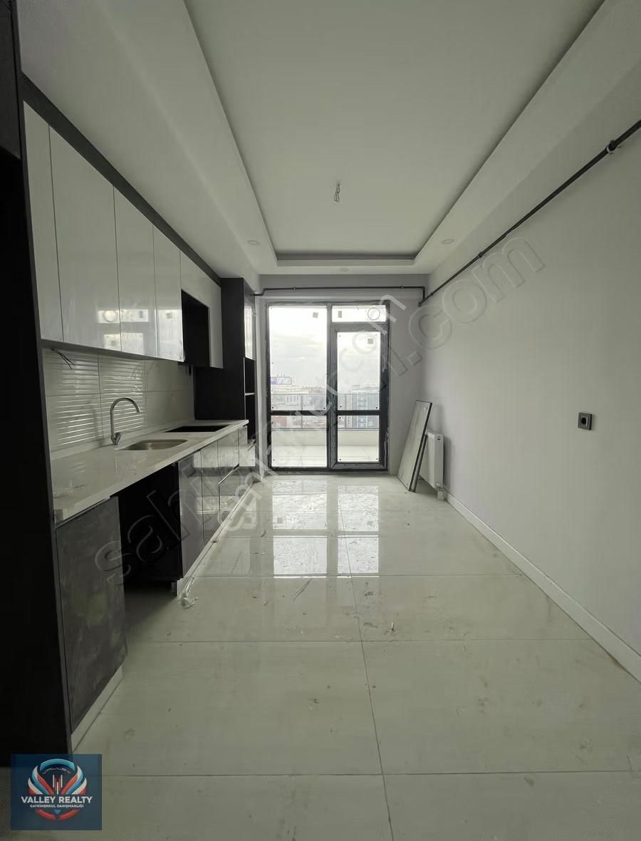 Valleyden Ali Paşa Mah. Geniş Metrekareli 3+1 Satılık Daire! - Görsel 12