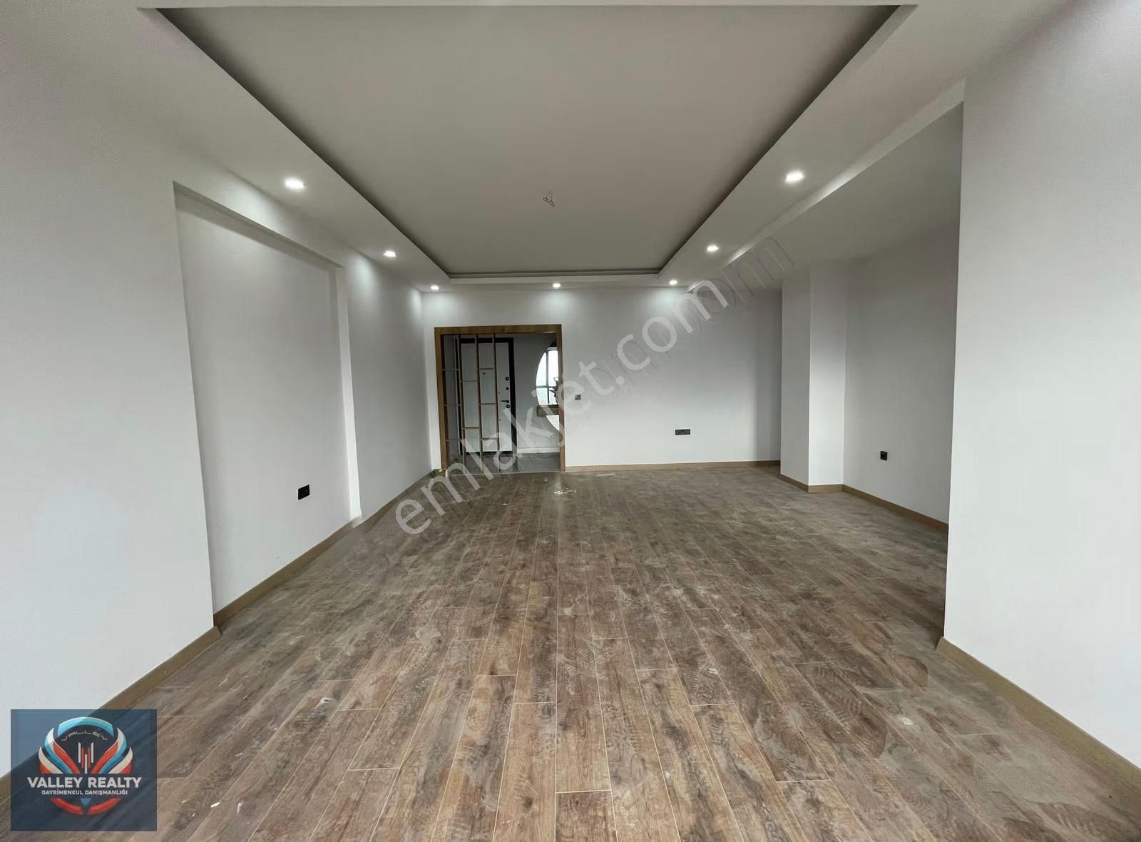 Valleyden Ali Paşa Mah. Geniş Metrekareli 3+1 Satılık Daire! - Görsel 23