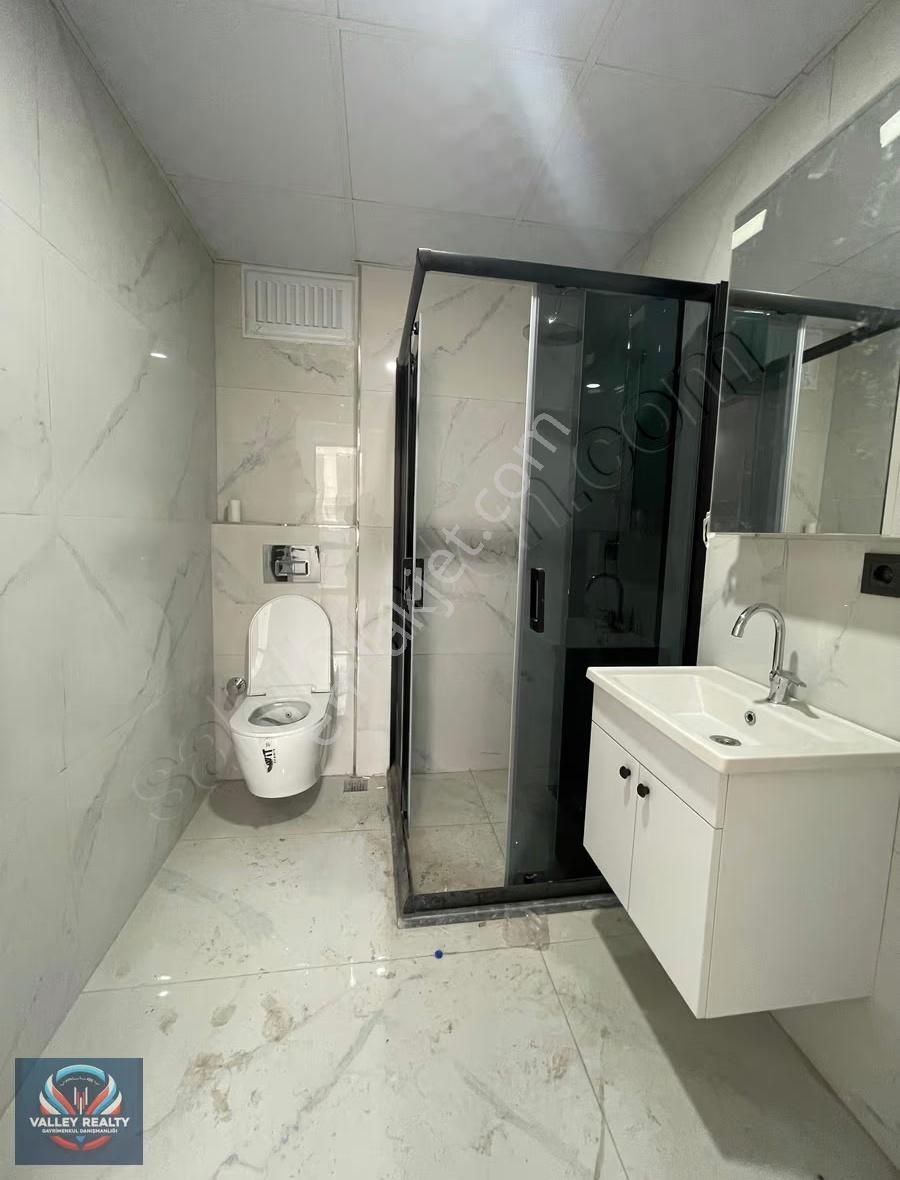 Valleyden Ali Paşa Mah. Geniş Metrekareli 3+1 Satılık Daire! - Görsel 7