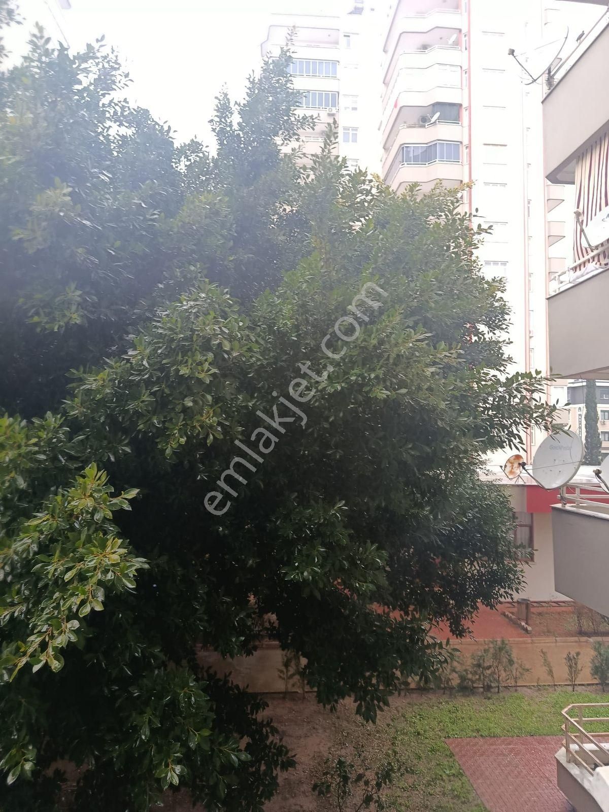 Evinya Gayrilmenkulden Sağlıkçılar Sitesinde 3+1 Daire