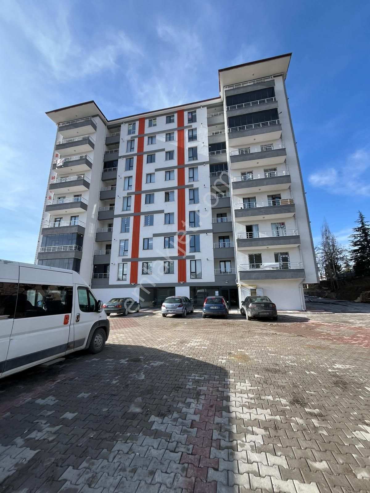 Adliye Yakınında 2+1sıfır Kiralık Daire ***burcu Emlaktan***