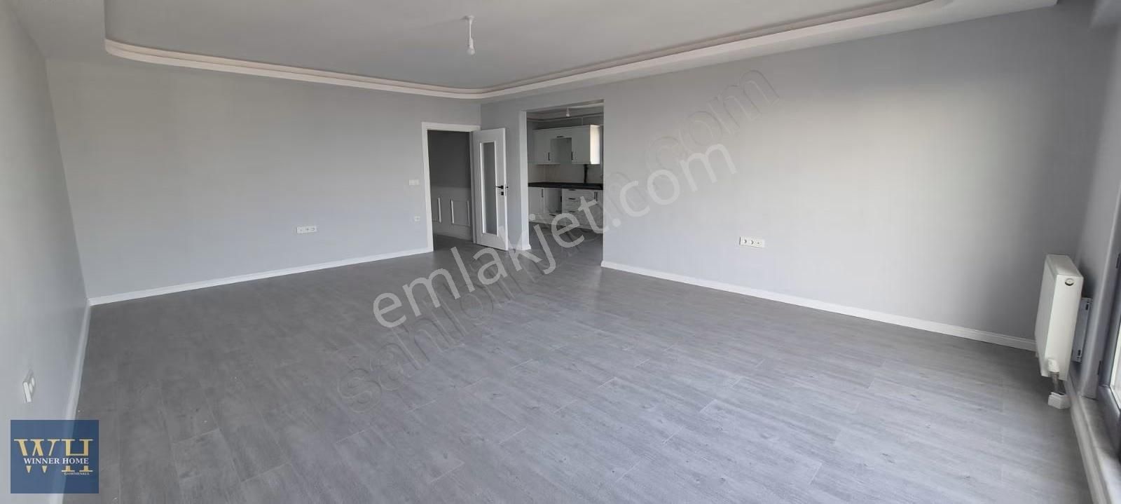 Evkaf Mahallesinde Deniz Manzaralı 3+1 Kiralık Daire - Görsel 13