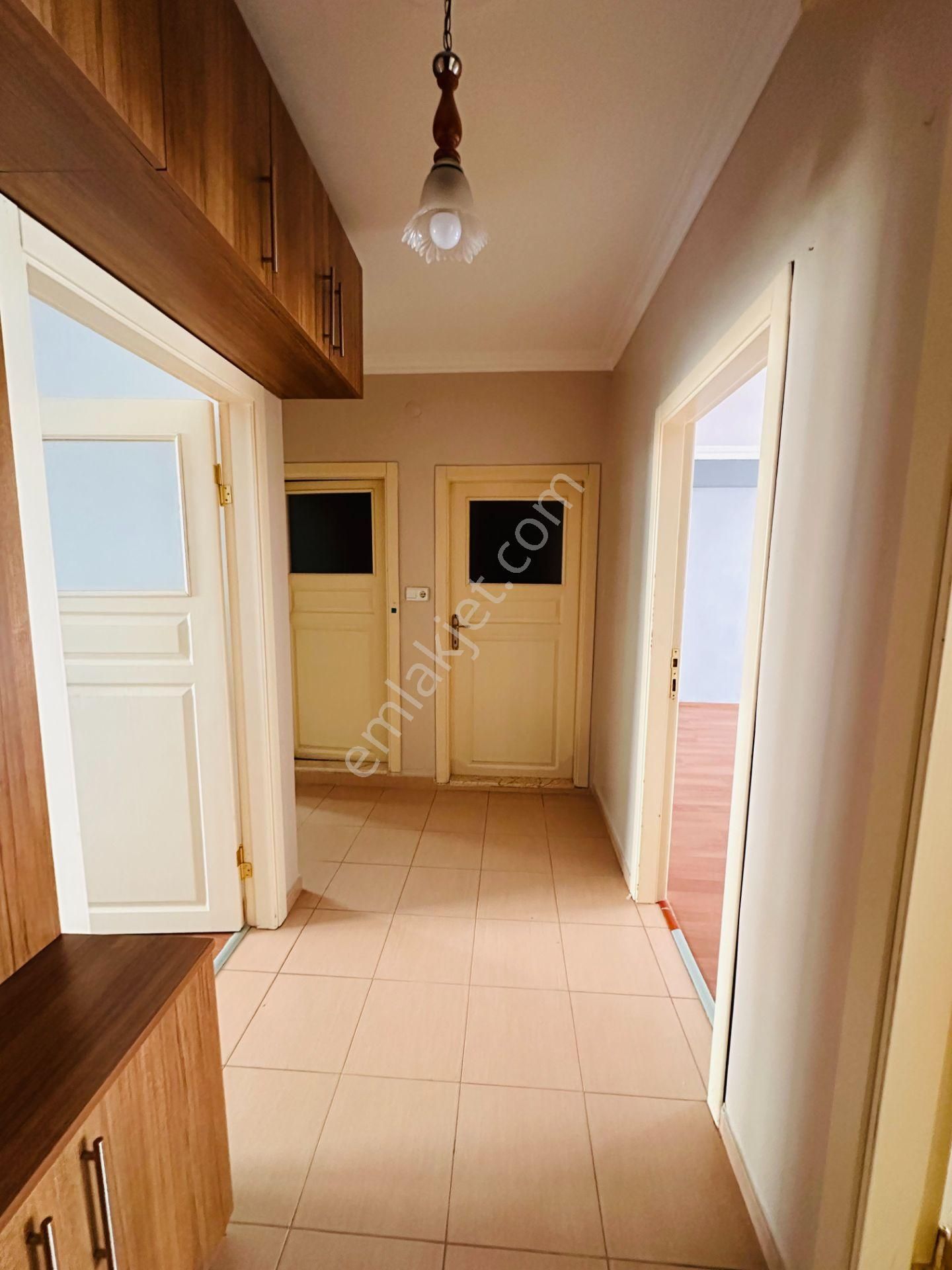 Gama Gayrimenkul'den Çok Ekonomik Geniş 2+1 10 Yaşında Satılık - Görsel 15