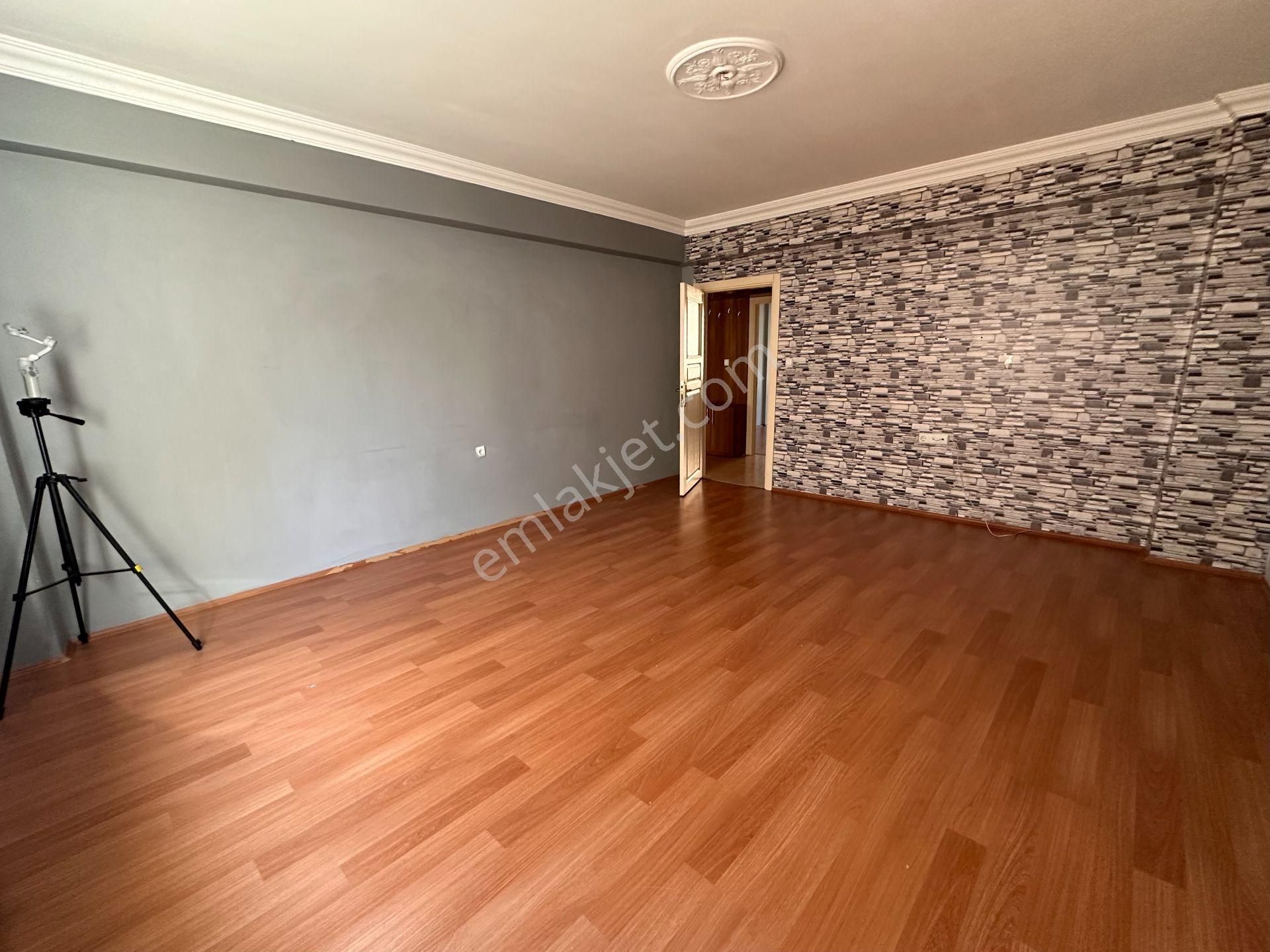 Gama Gayrimenkul'den Çok Ekonomik Geniş 2+1 10 Yaşında Satılık - Görsel 11