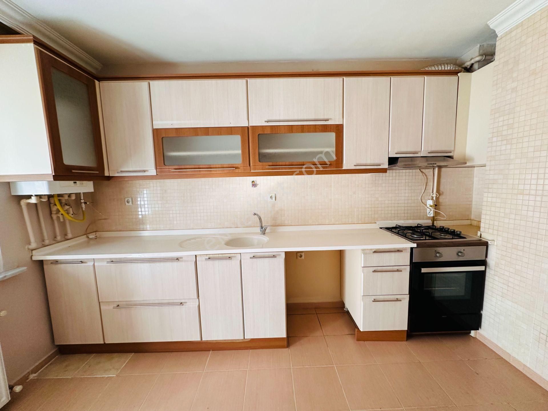 Gama Gayrimenkul'den Çok Ekonomik Geniş 2+1 10 Yaşında Satılık - Görsel 24