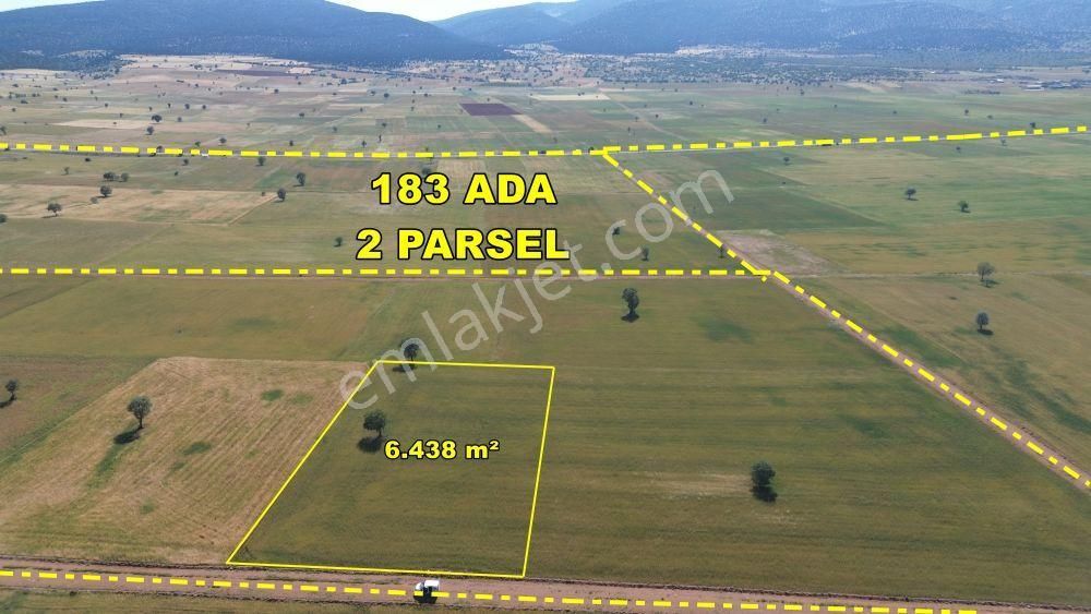 Konya Akörende 6.438 M² Verimli Konumu Güzel Tarla - Görsel 3