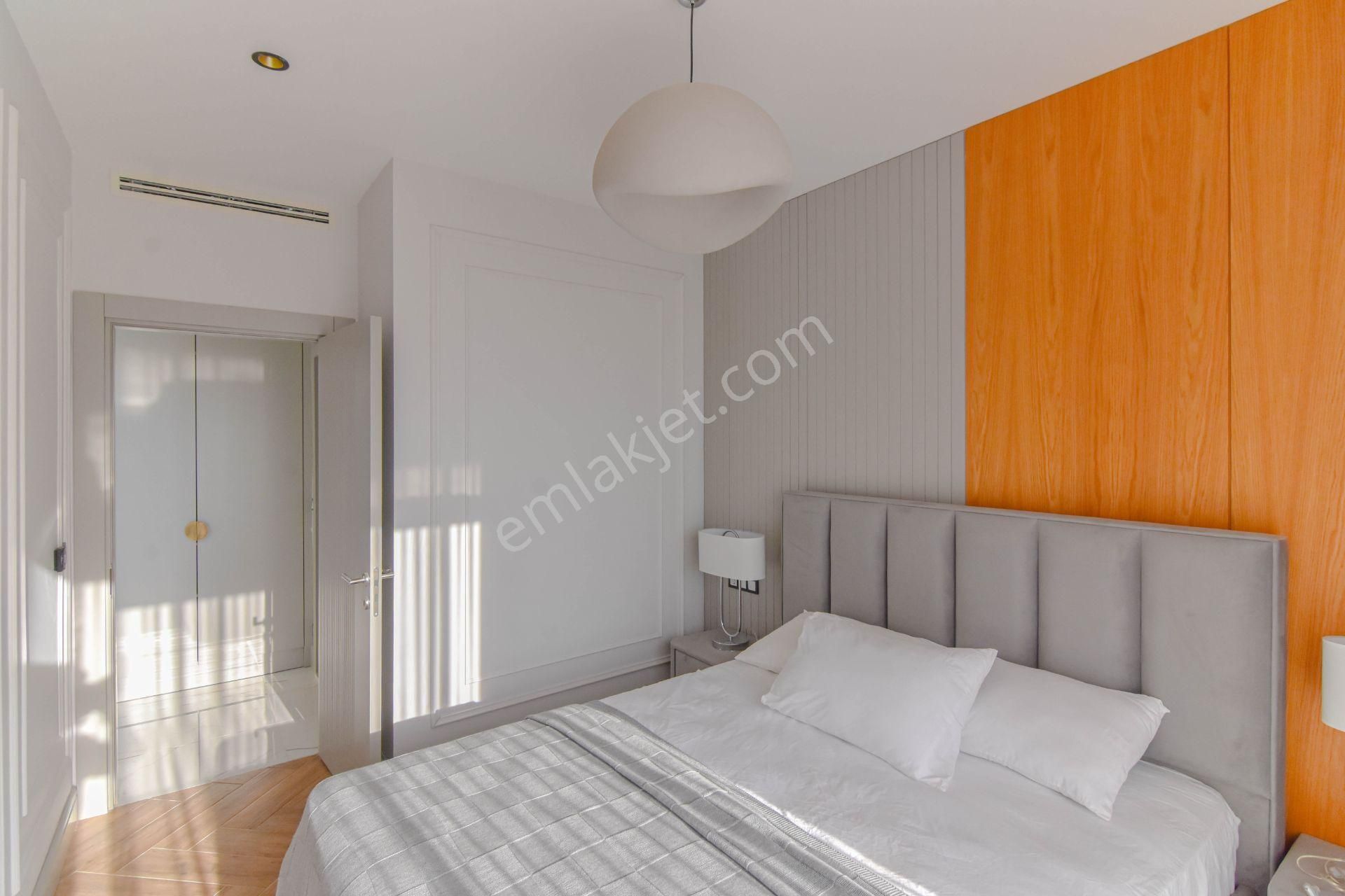 Kuşadası Karaova'da Ultra Lüks 6+1 Villa - Görsel 13