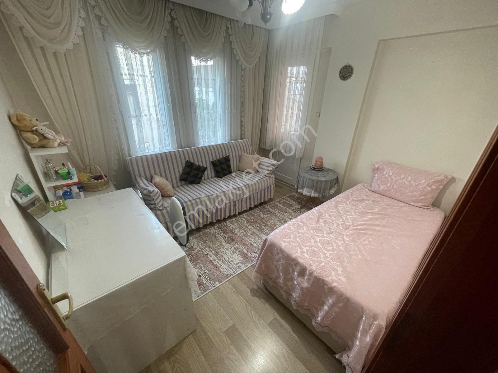 Poyraz Gayrimenkul'den Altınoluk'ta Satılık Öncephe Arakat Kaloriferli Daire - Görsel 18