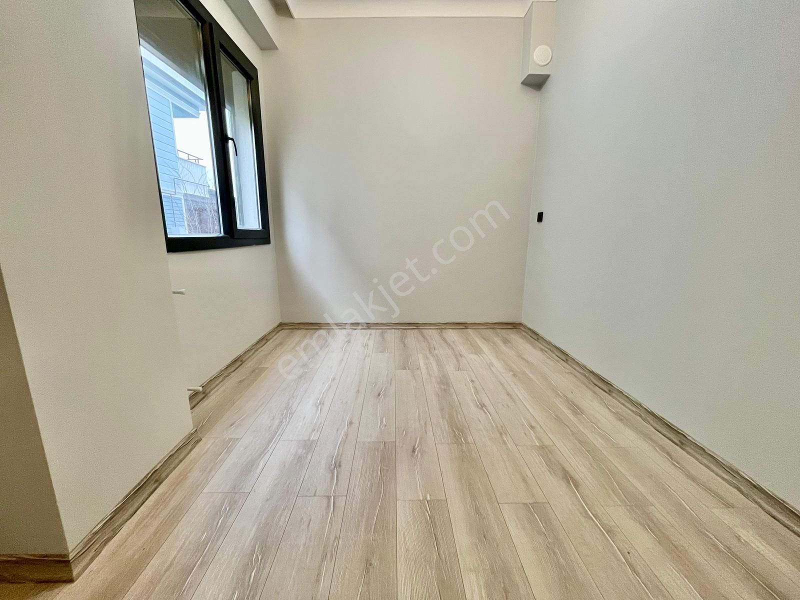 Gümüş'den Akçay Merkez'de Geniş Bahçe Kullanımlı Lüks 2+1 Daire - Görsel 15