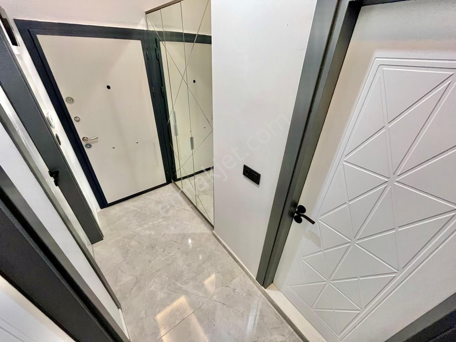 Gümüş'den Akçay Merkez'de Geniş Bahçe Kullanımlı Lüks 2+1 Daire - Görsel 14