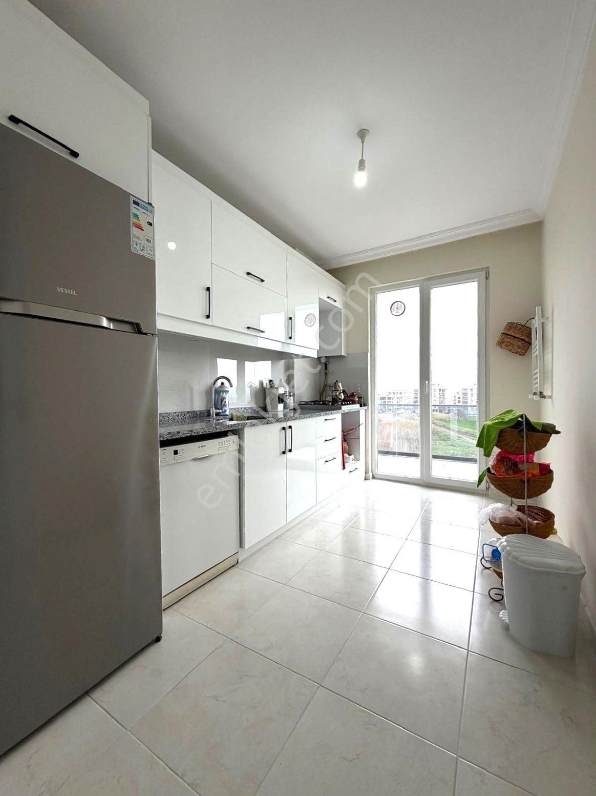 Silivri Yenimahallede Yeni Bina 2+1 Satılık Daire