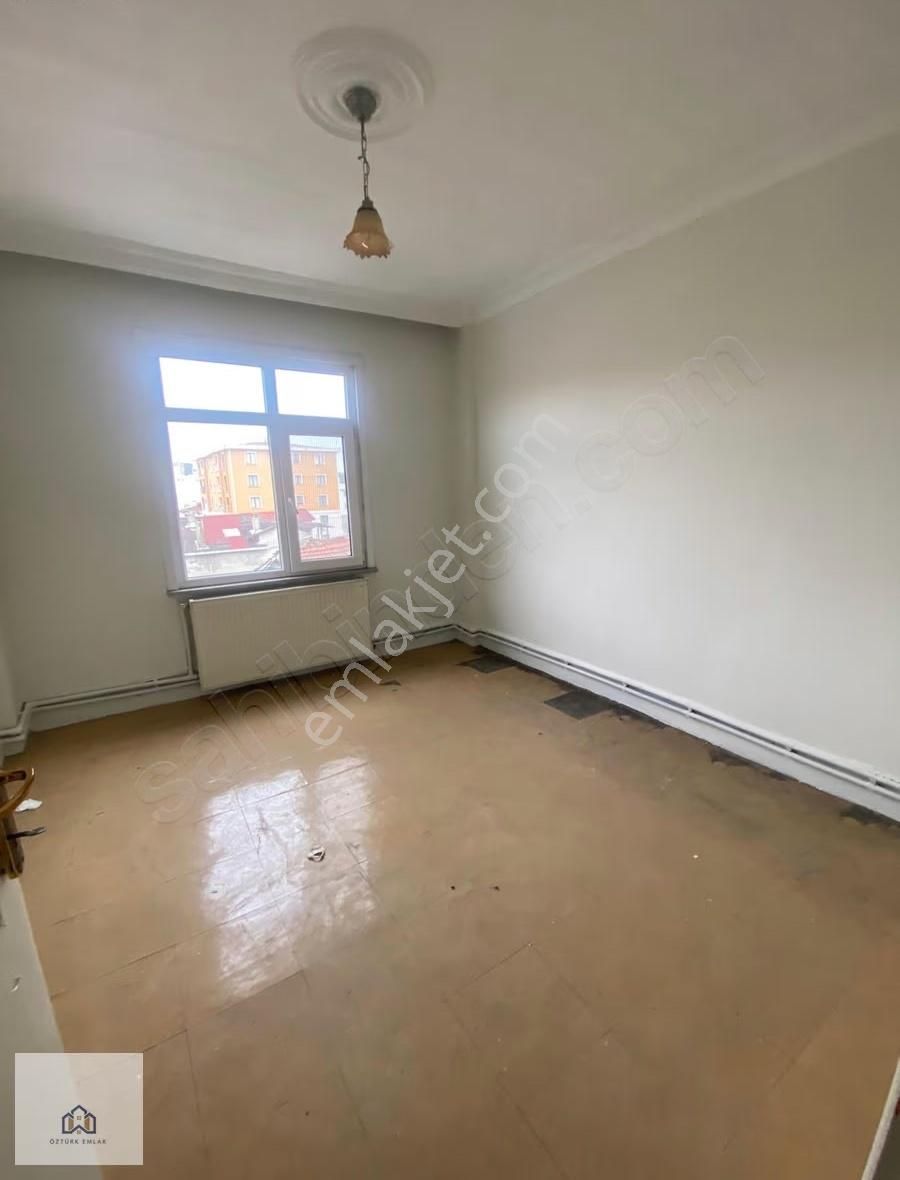 Dumlupınarda Cadde Üzerinde 3+1 Kiralık Daire - Görsel 2