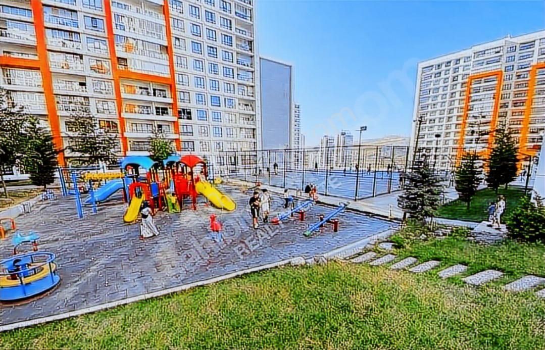 Bölgenin Gözde Sitesinde, Harika Peyzajlı, Konforlu 3+1 - Görsel 16