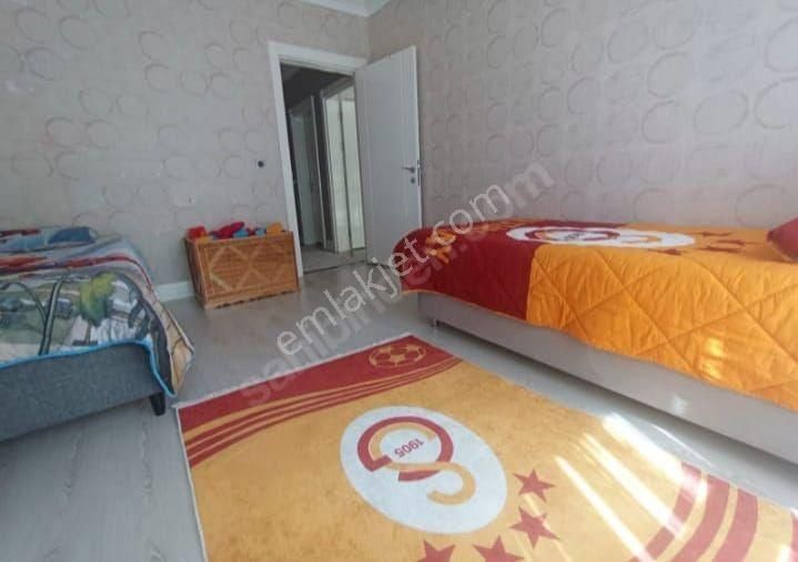 Bölgenin Gözde Sitesinde, Harika Peyzajlı, Konforlu 3+1 - Görsel 29