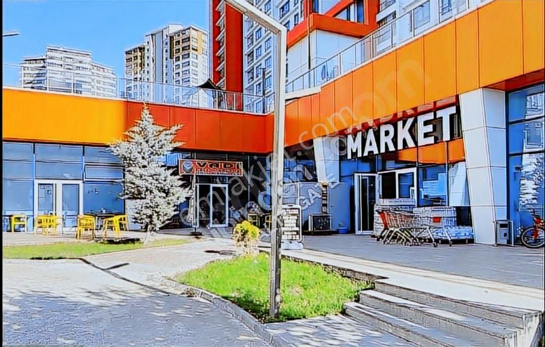 Bölgenin Gözde Sitesinde, Harika Peyzajlı, Konforlu 3+1 - Görsel 3