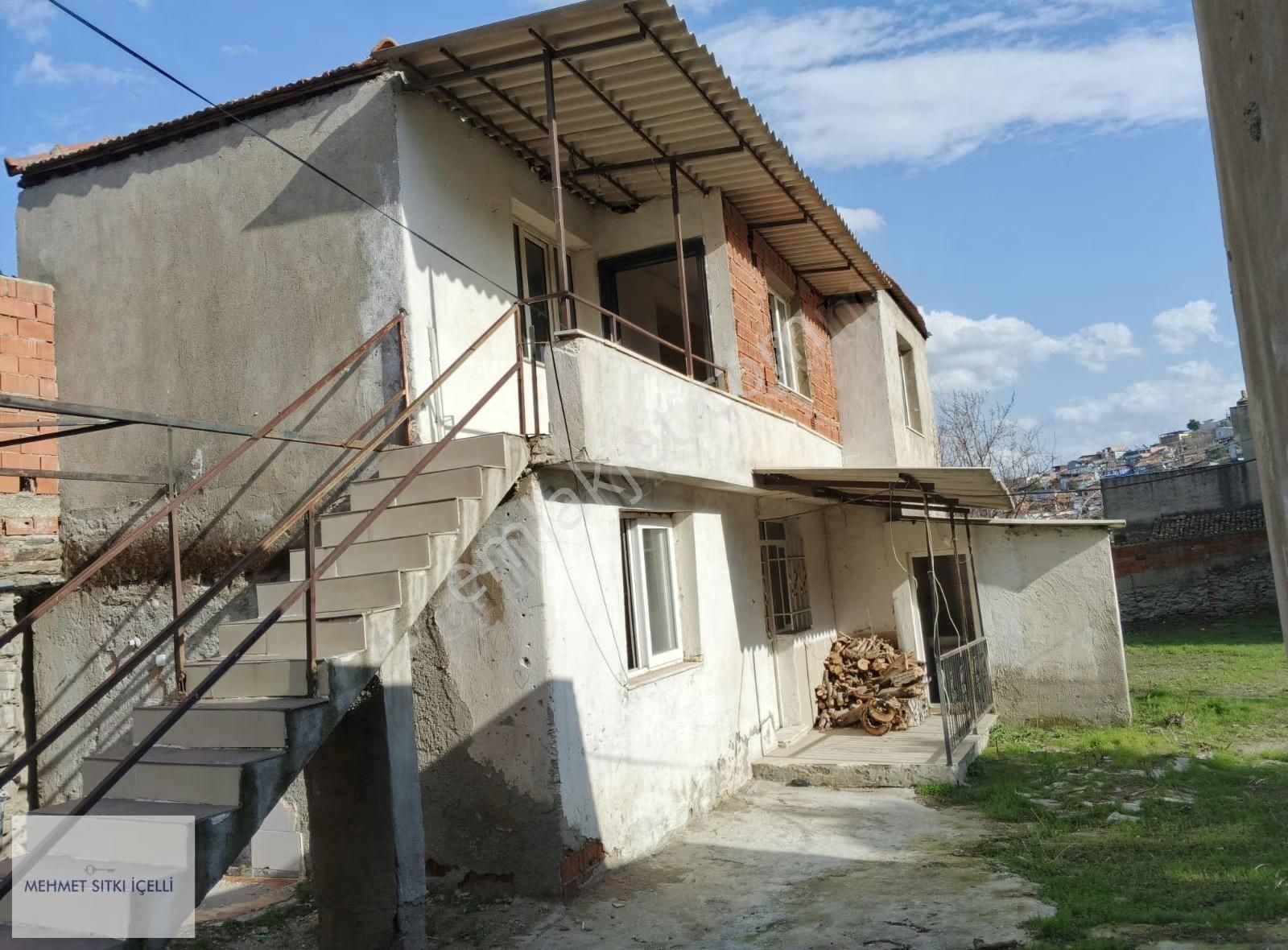 İçerisinde 5 Adet Ev Olan Bahçeli Müstakil Arsa - Görsel 17