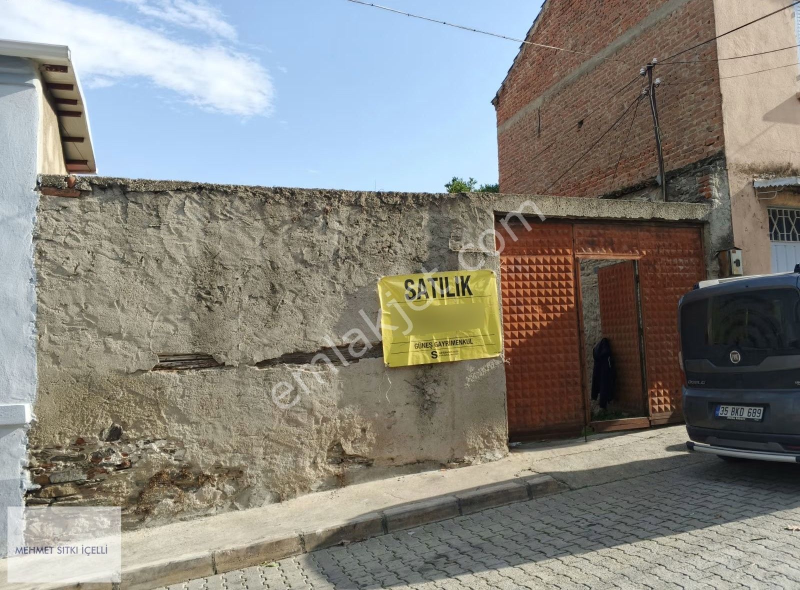 İçerisinde 5 Adet Ev Olan Bahçeli Müstakil Arsa - Görsel 23