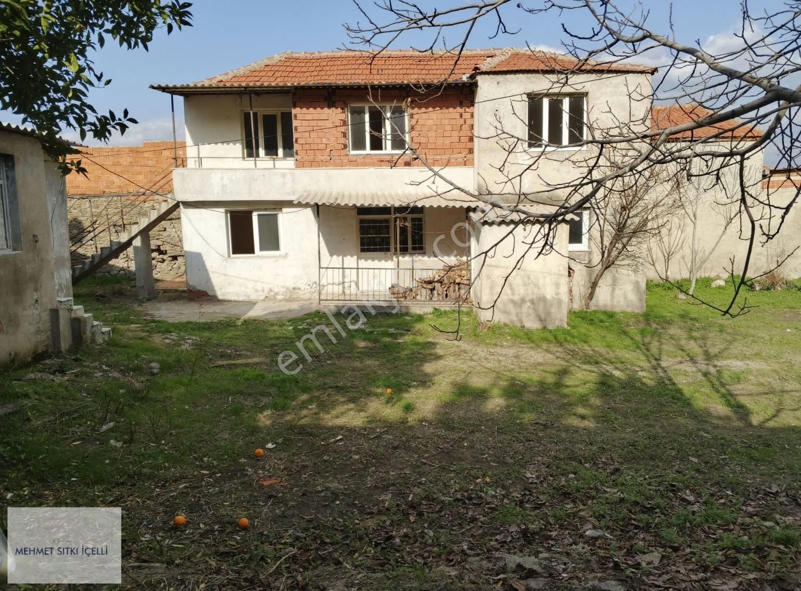 İçerisinde 5 Adet Ev Olan Bahçeli Müstakil Arsa - Görsel 24