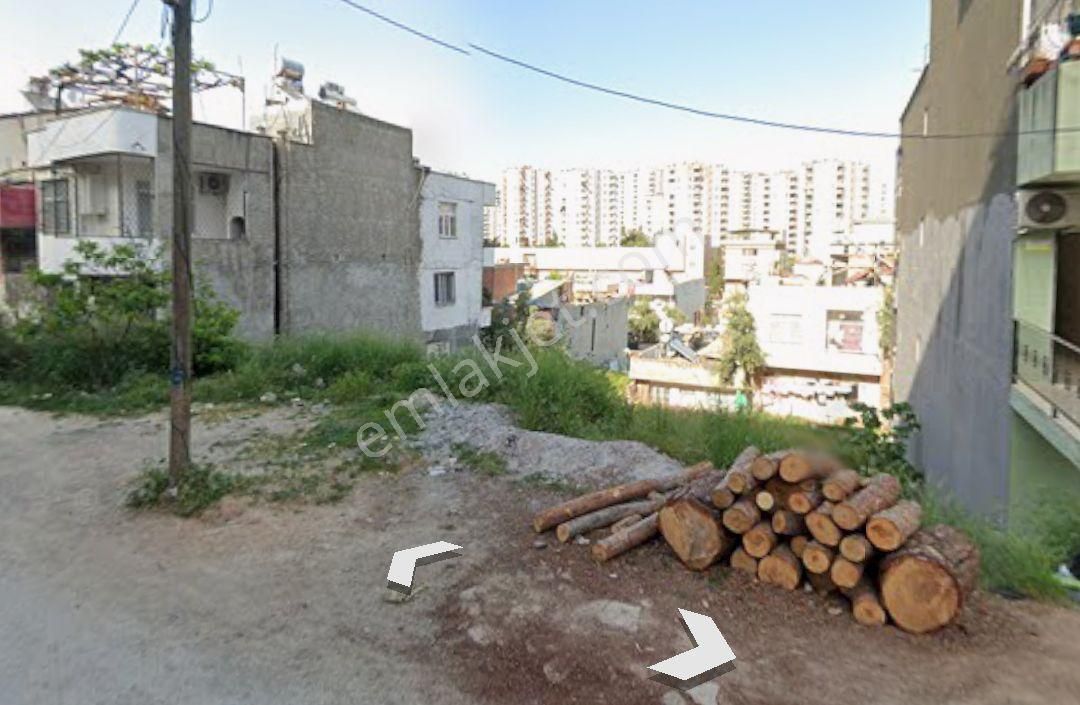 100.yil Mahallesinde İnsaata Acik Arsa