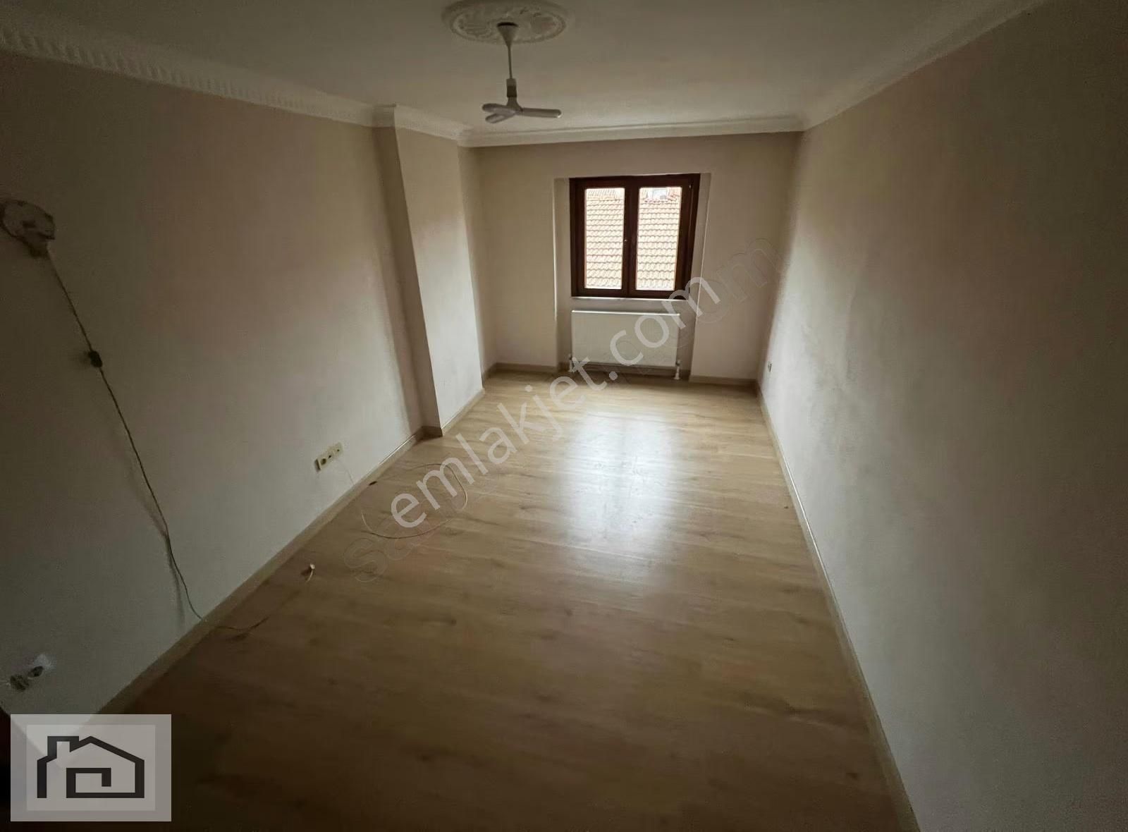 Emin'den Genç Binada,asansörlü,3 Balonlu,ebv. Banyolu,fırsat 3+1 - Görsel 7