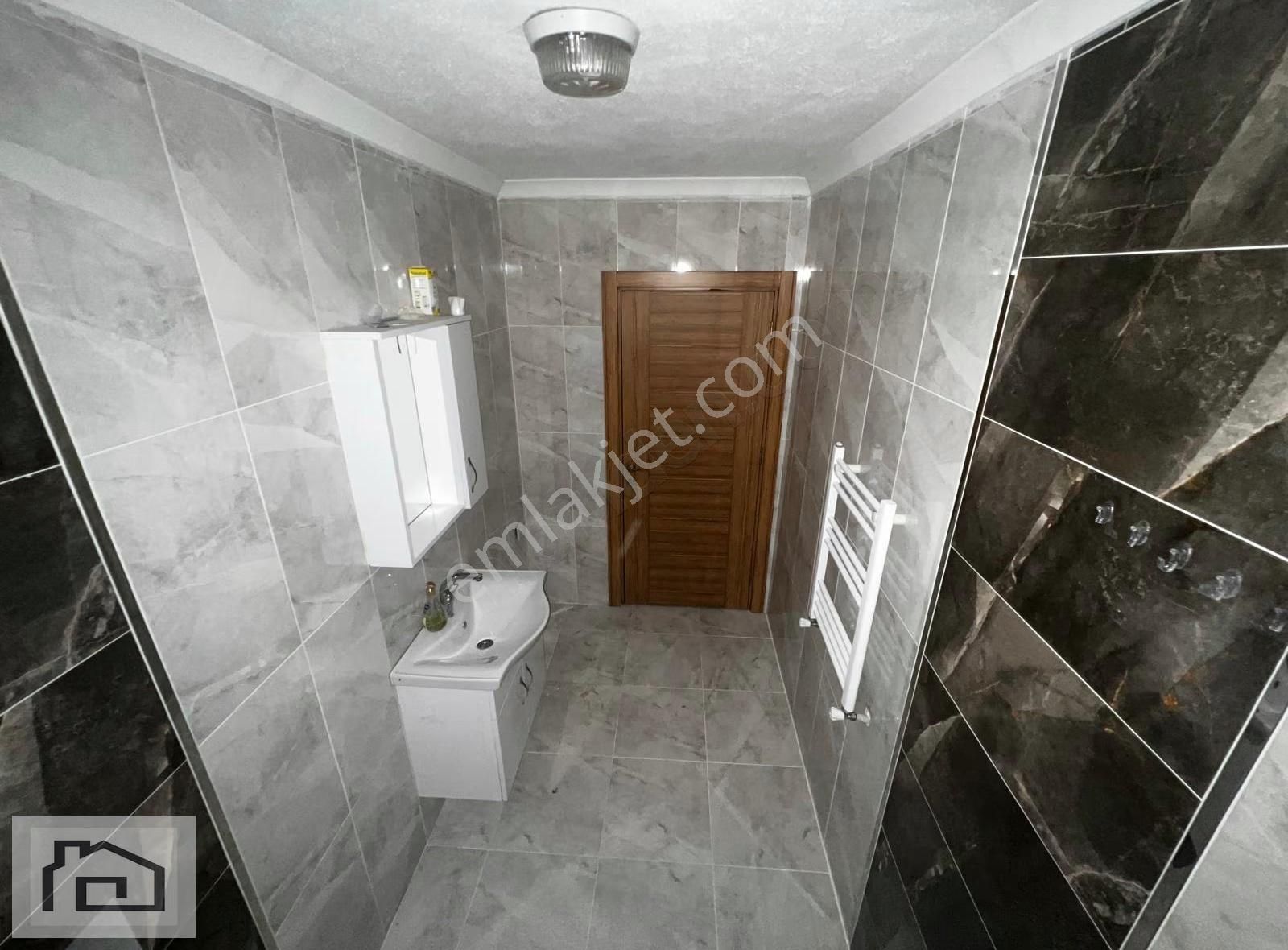 Emin'den Genç Binada,asansörlü,3 Balonlu,ebv. Banyolu,fırsat 3+1 - Görsel 32