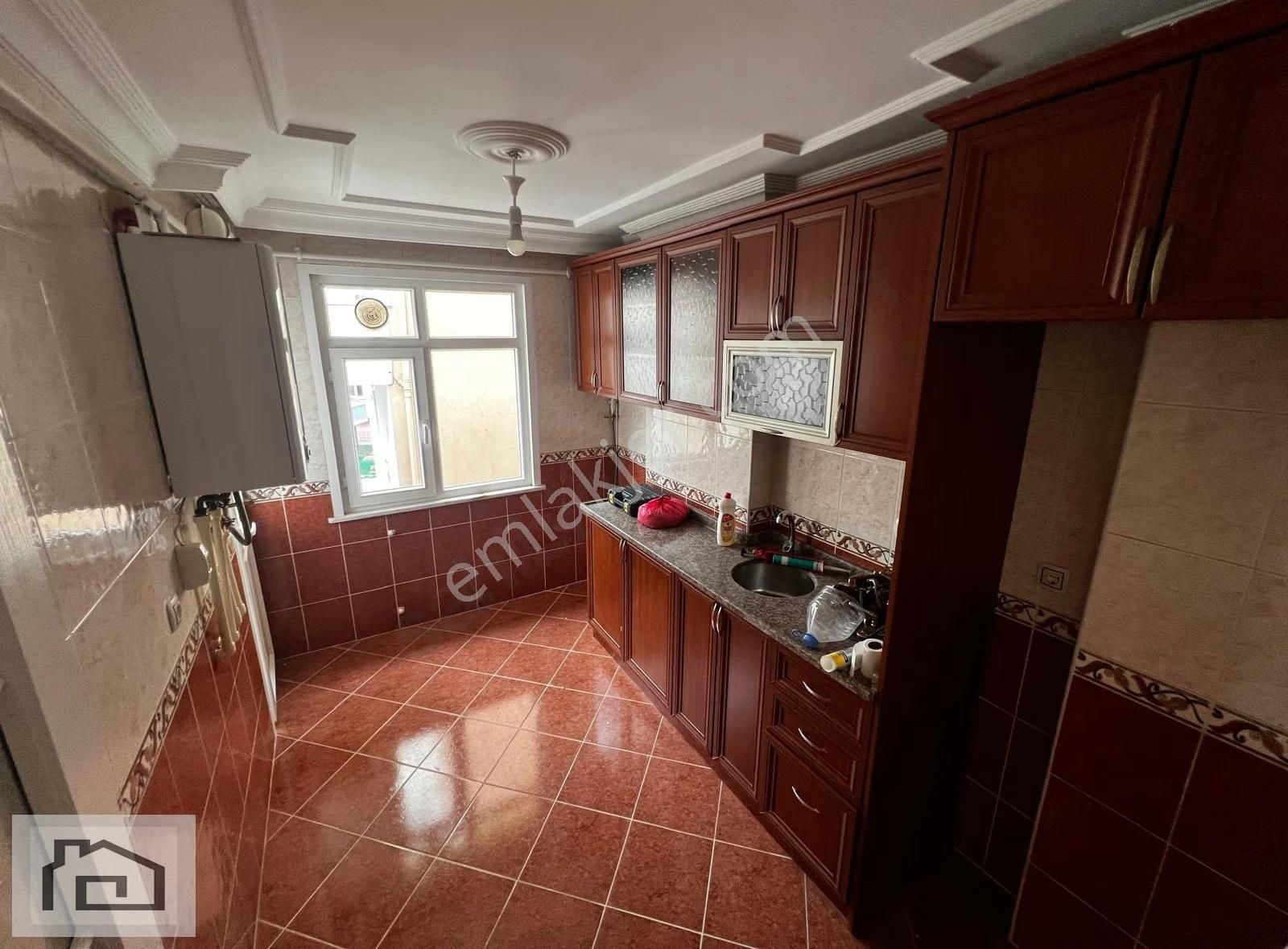 Fırsat/fırsat/fırsat Emin'den Merkez Camii Yakını,masrafsız 2+1! - Görsel 4