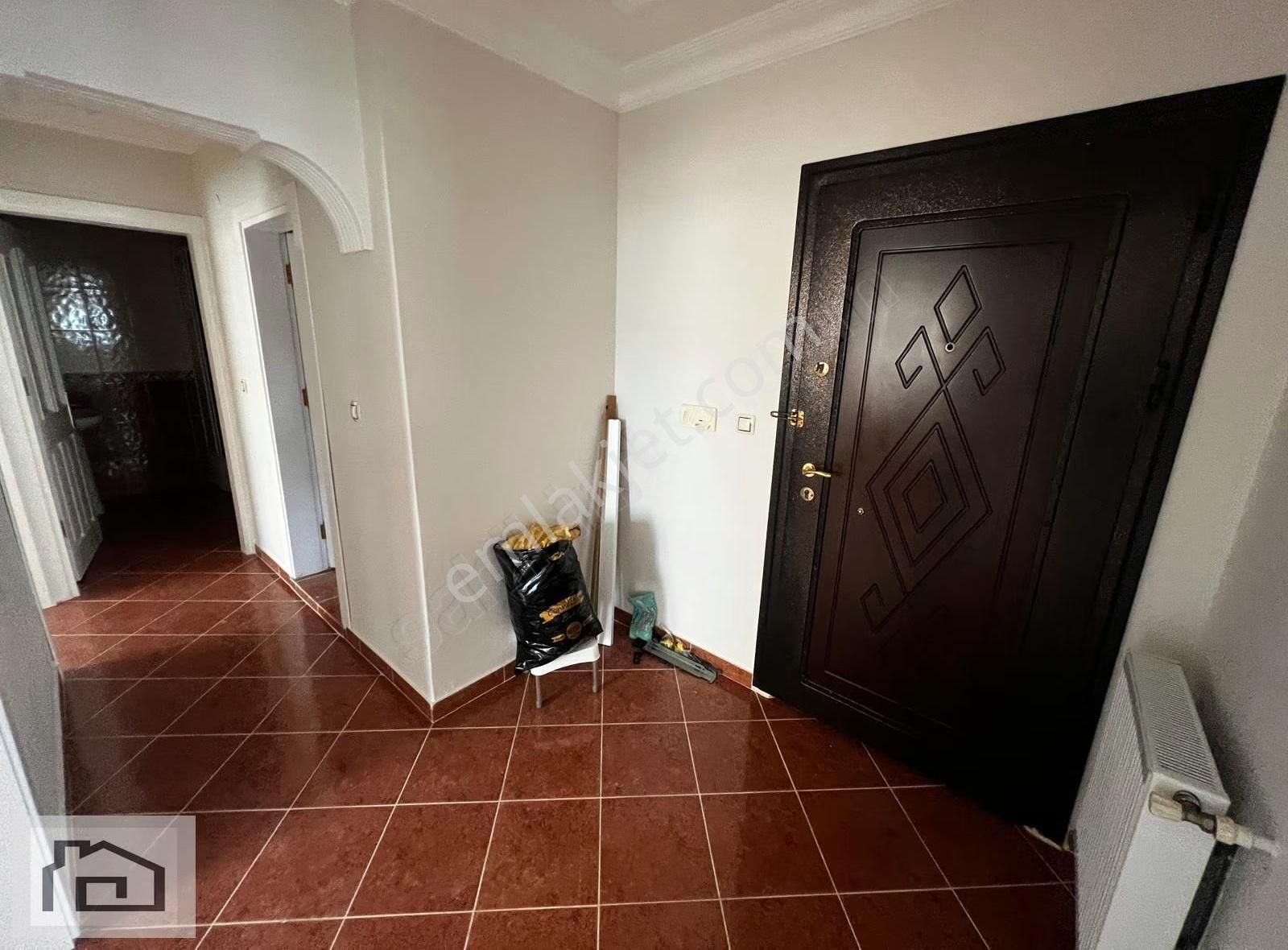 Fırsat/fırsat/fırsat Emin'den Merkez Camii Yakını,masrafsız 2+1! - Görsel 2