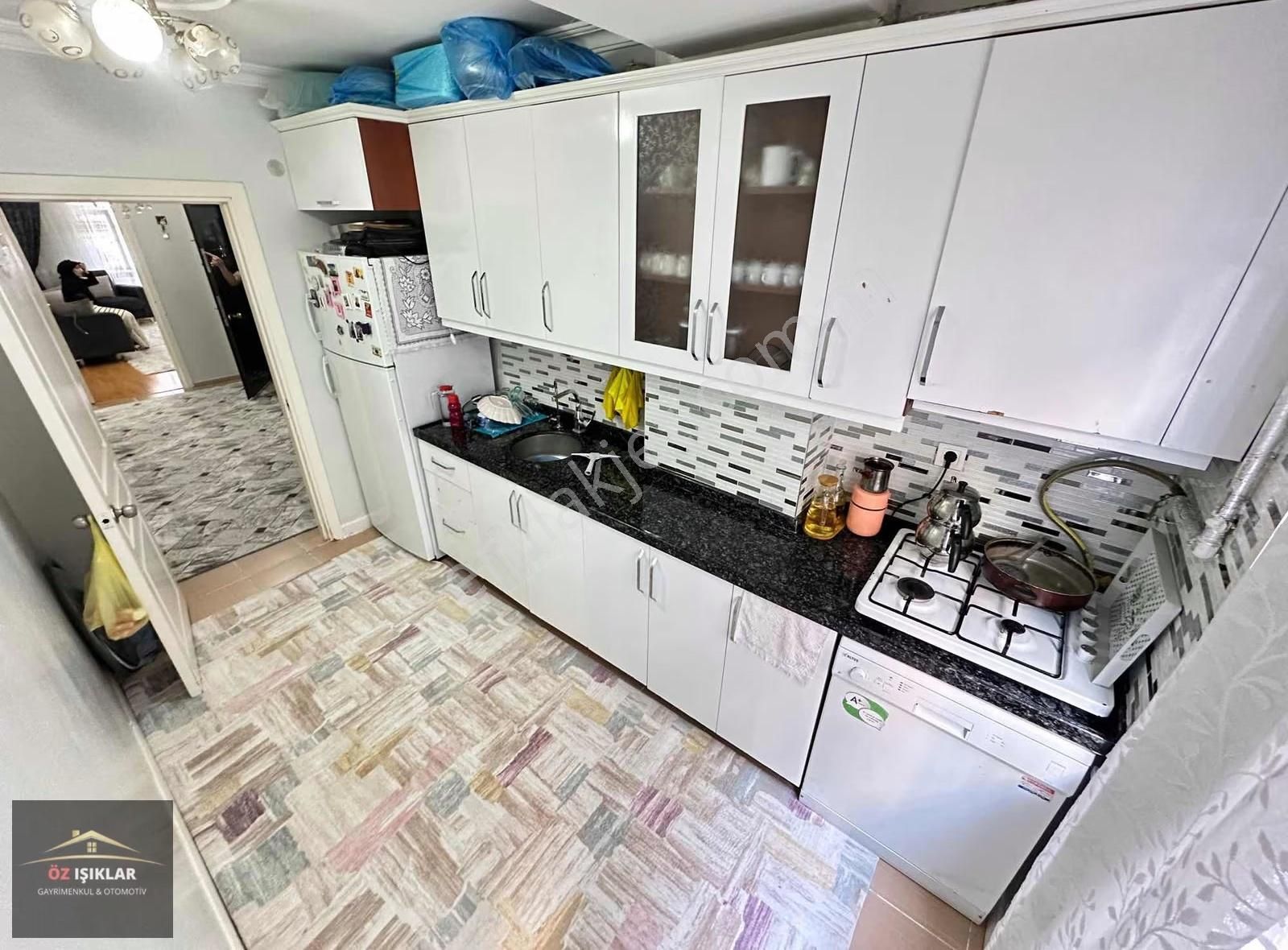 Öz Işıklar'dan Satılık İsmetpaşa Mah. 135 M2 3+1 14 Yıllık 1.kat - Görsel 7