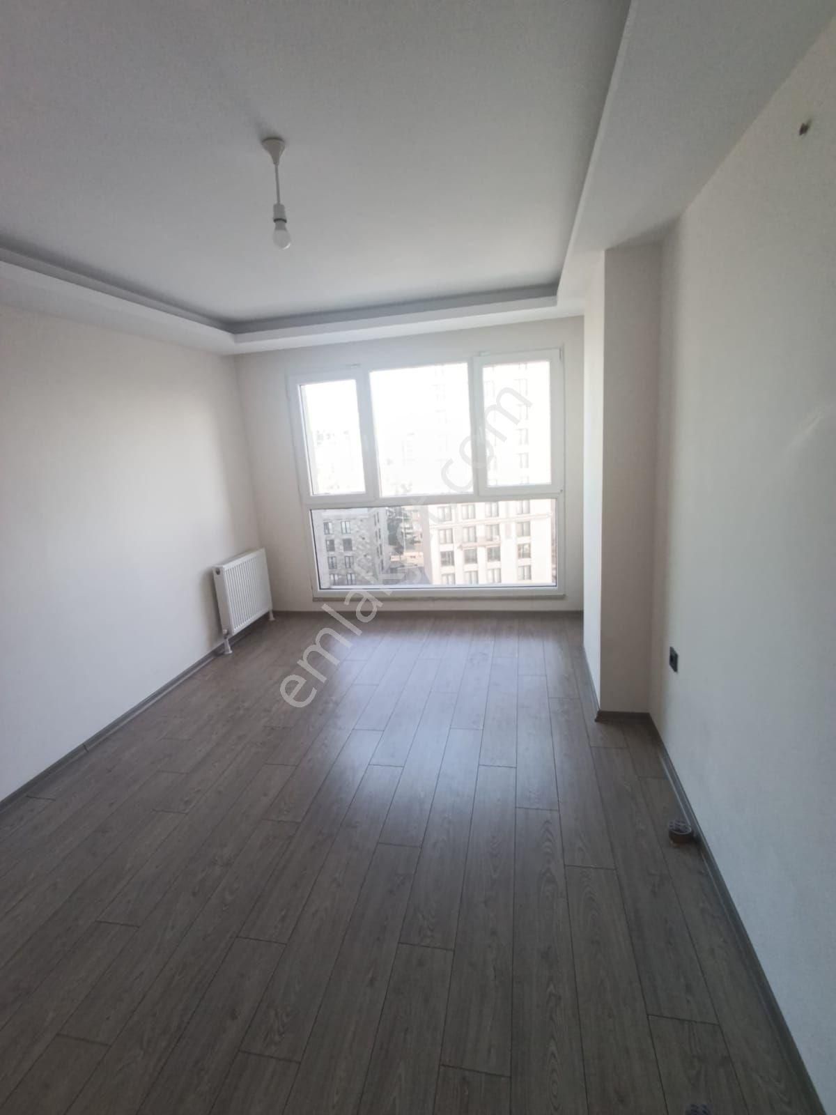 Habipler Mahallesinde Site İçi Kiralık 80m² 8.kat