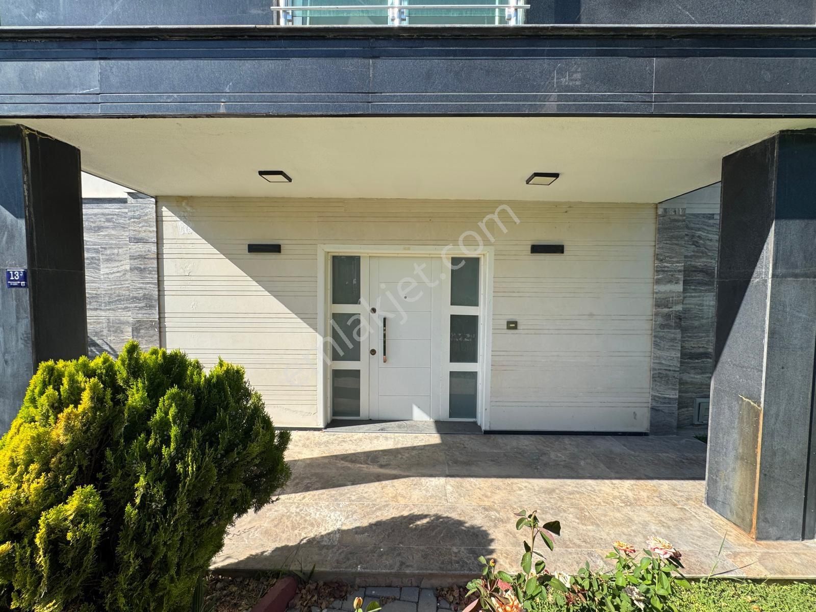 🌅 Ege & Yunan Adaları Cepheli Özel Arsalı Havuzlu 4+1 Tripleks Villa - Görsel 6