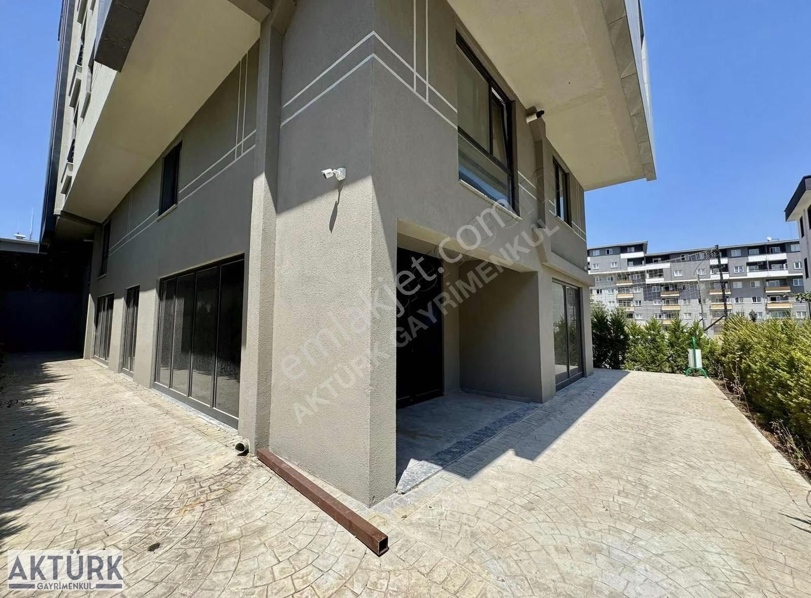 Aktürk Gayrimenkul'den Merkezi Konumlu Fırsat 2+1 Lüks Daire - Görsel 19