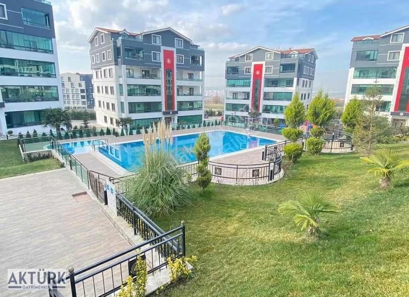 Aktürk Gayrimenkul'den Çamlık Park Evlerinde 3+1 Kiralık Daire