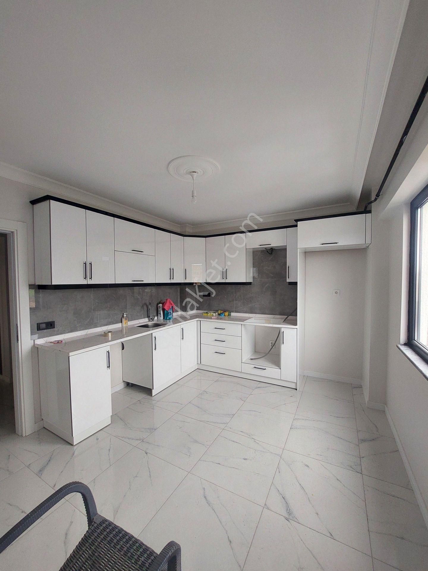 Yıldız Gayrimenkul'den Arifiye Hanlı Sıfır Kiralık Daire - Görsel 2