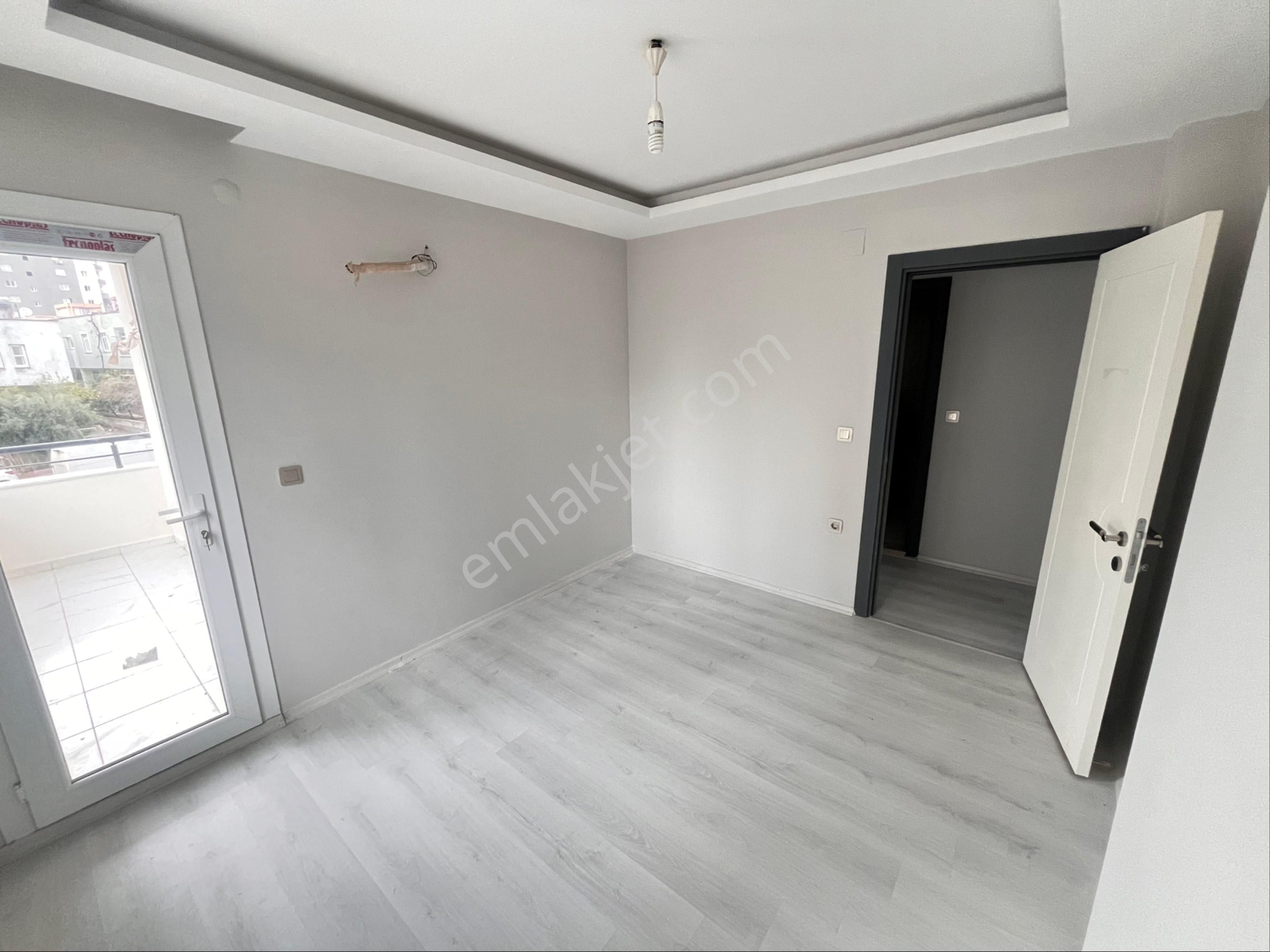 Müstakil Tadında Çift Banyolu K.mutfak Giyinme Odalı 3+1 Yapılı Daire - Görsel 7
